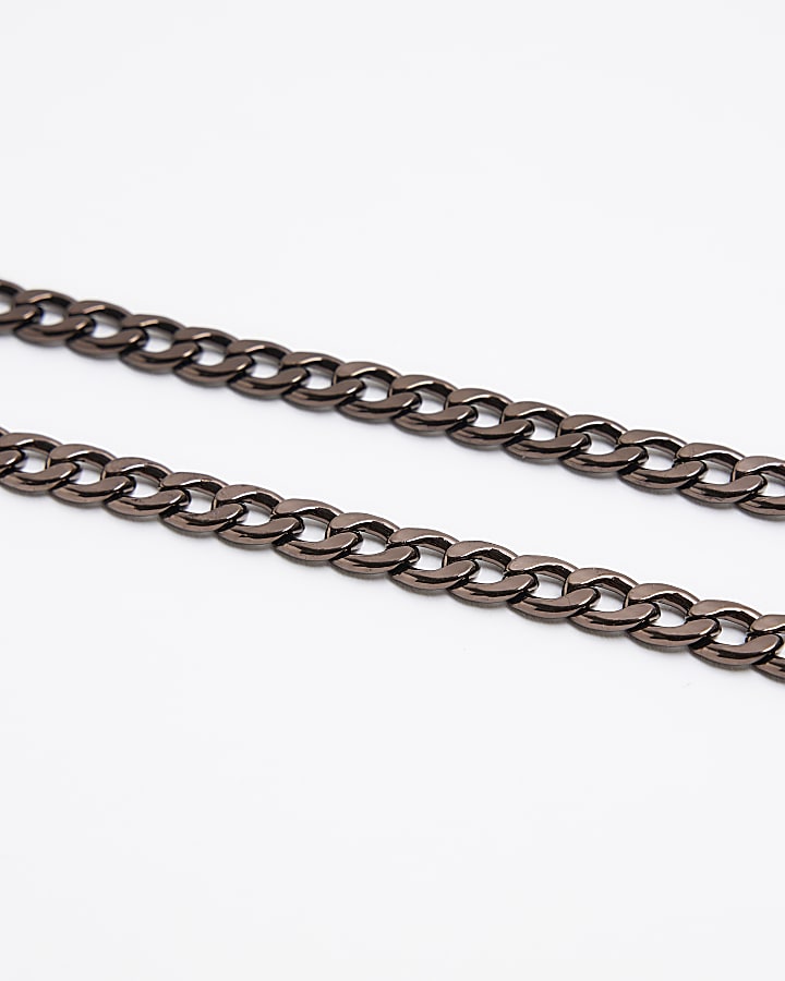 Brown chain necklace