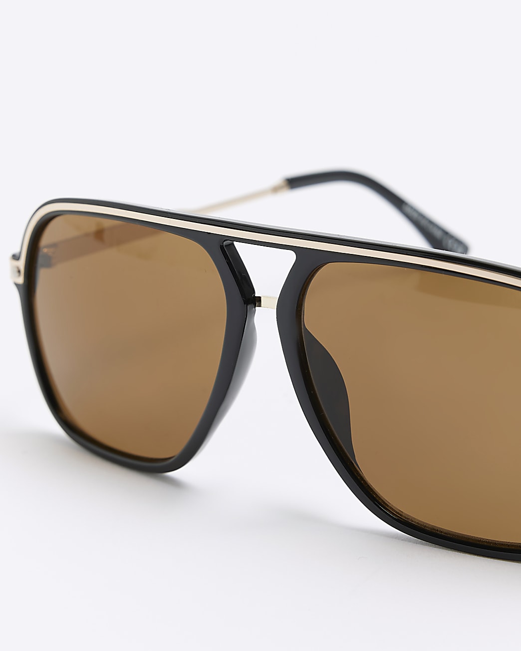 Black tinted lenses aviator sunglasses