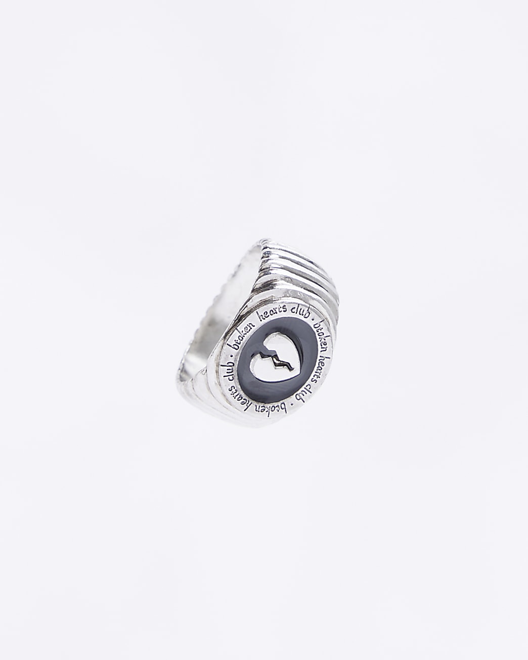 Black broken heart ring