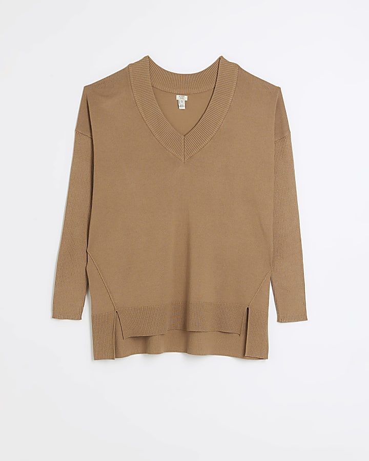 Brown v-neck jumper