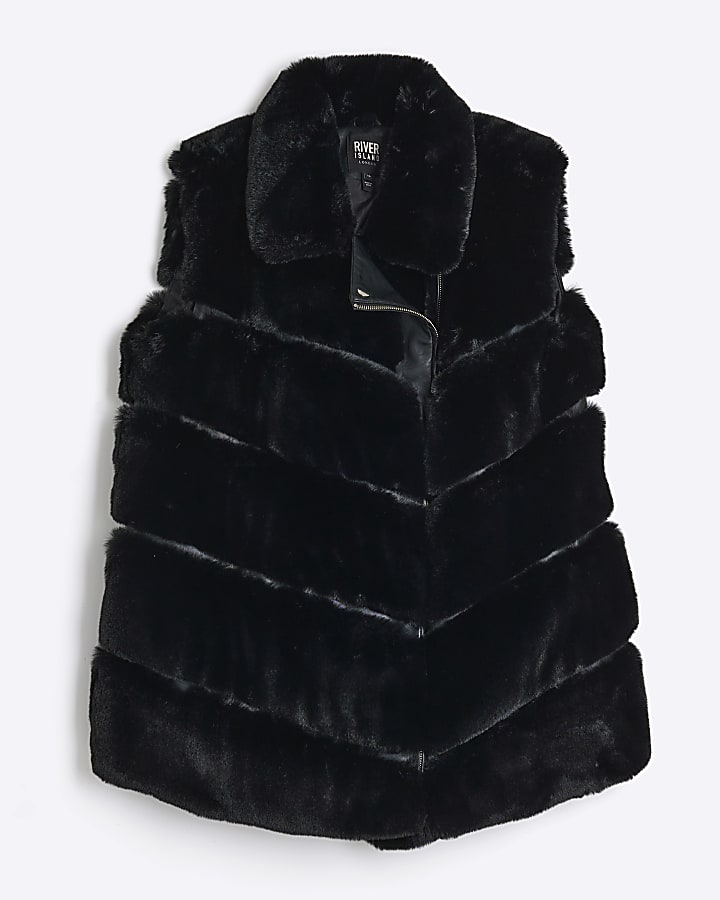 Plus black faux fur gilet