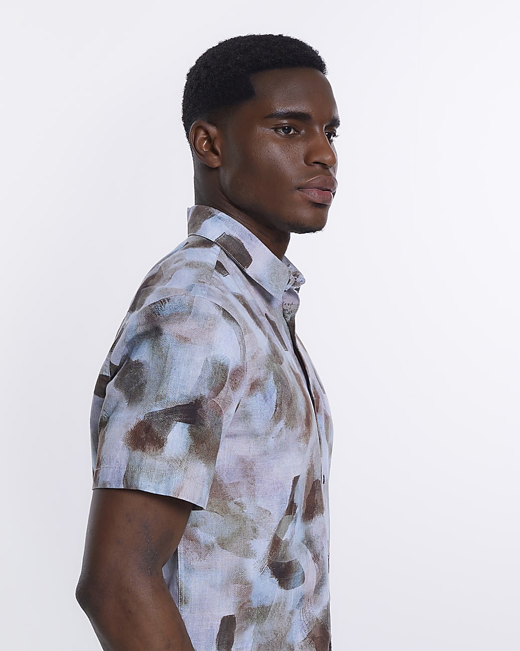 Blue regular fit abstract print shirt