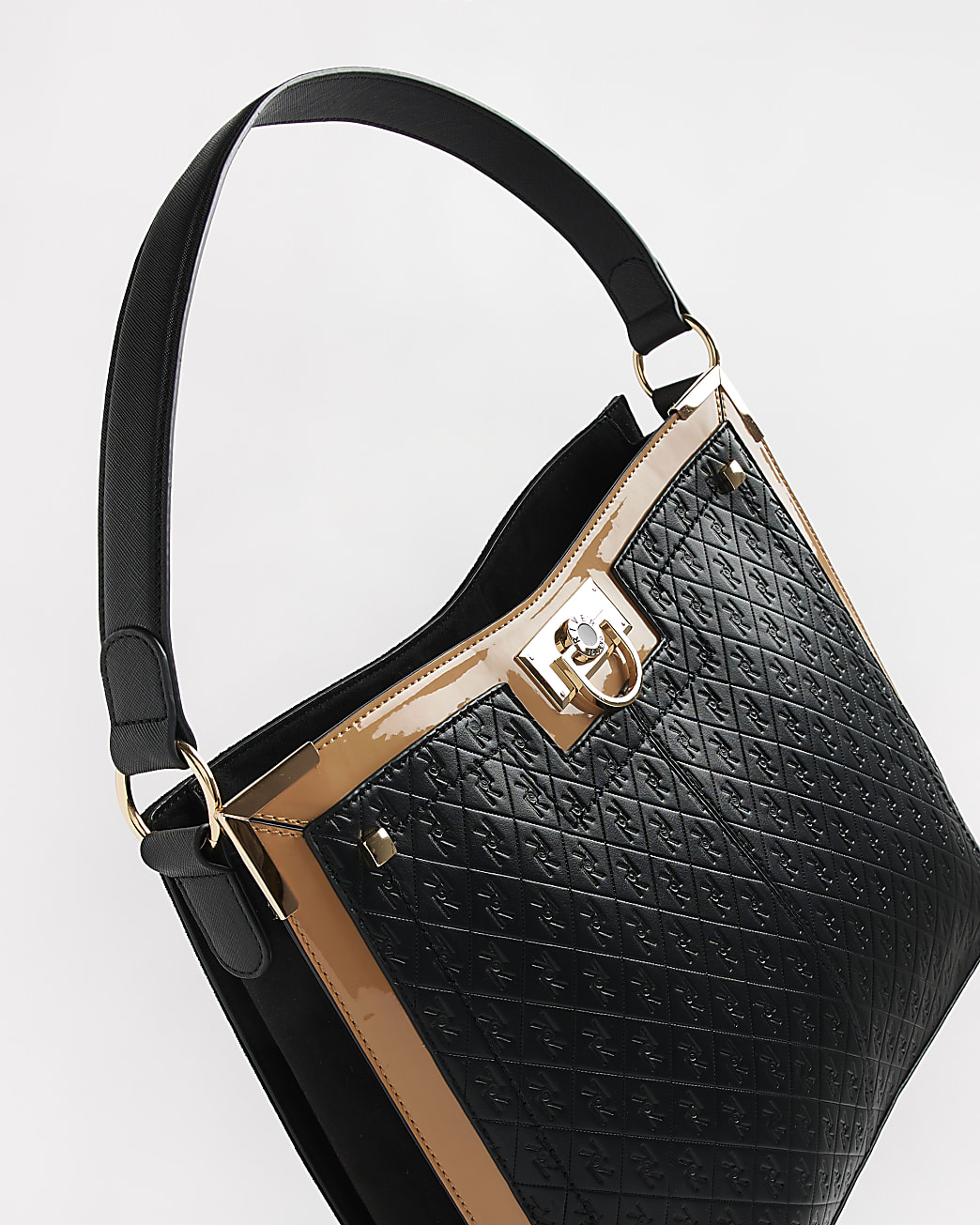 Black shopper bag