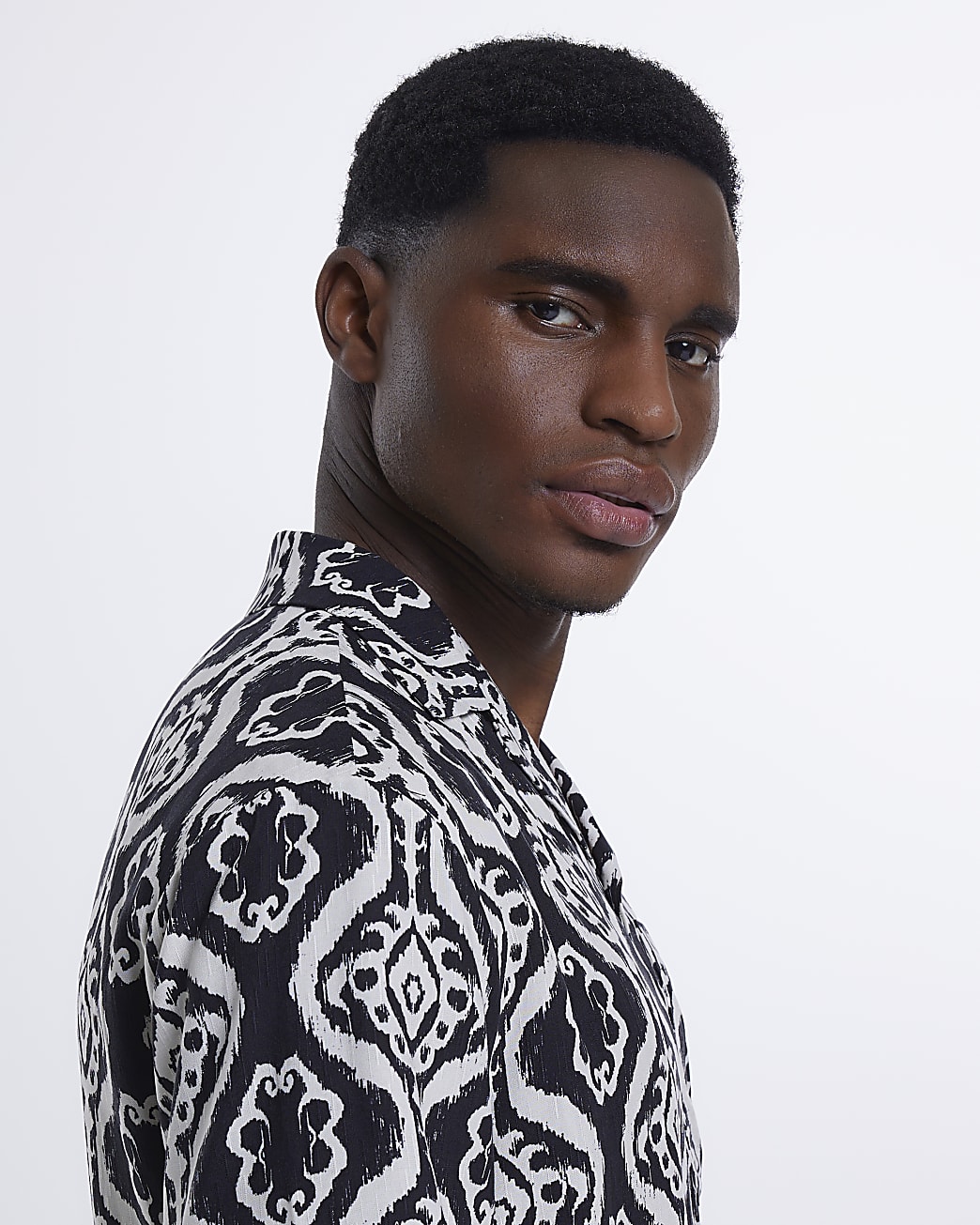 Black regular fit aztec print revere shirt