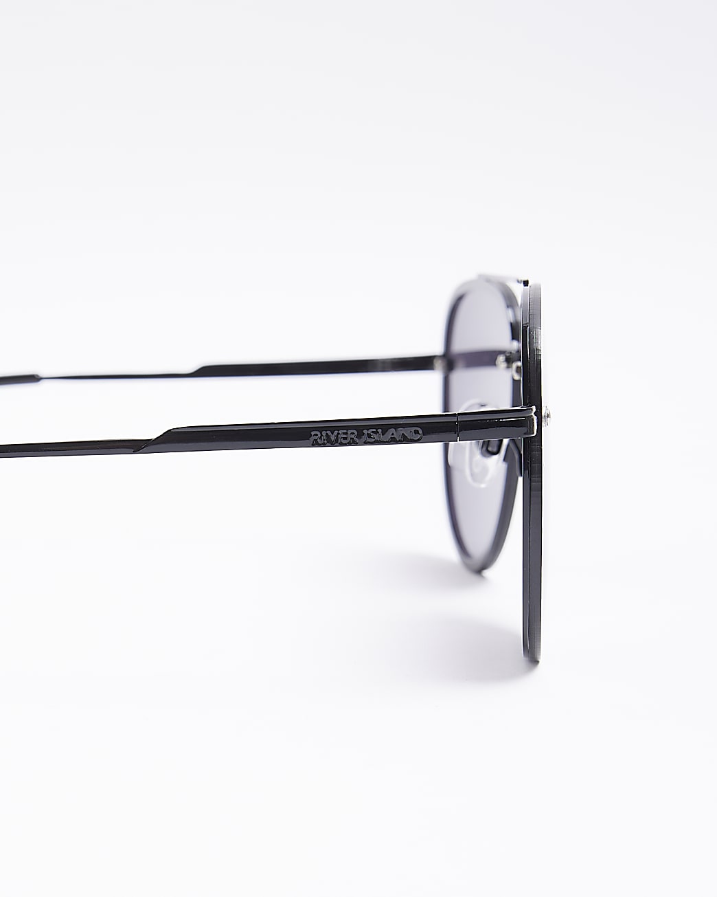 Black rimless aviator sunglasses
