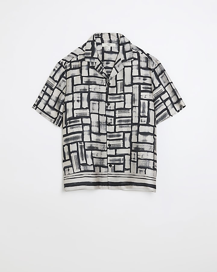 Black regular fit printed revere shirt