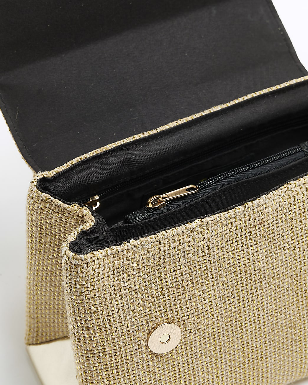 Gold raffia chain strap shoulder bag