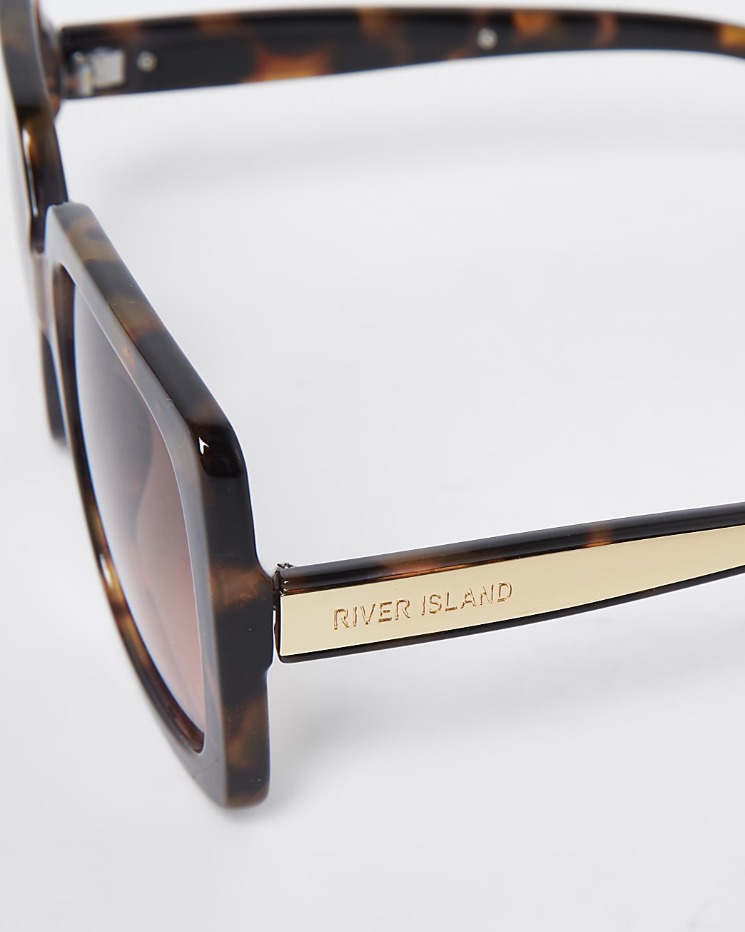 Tortoise oversized square sunglasses
