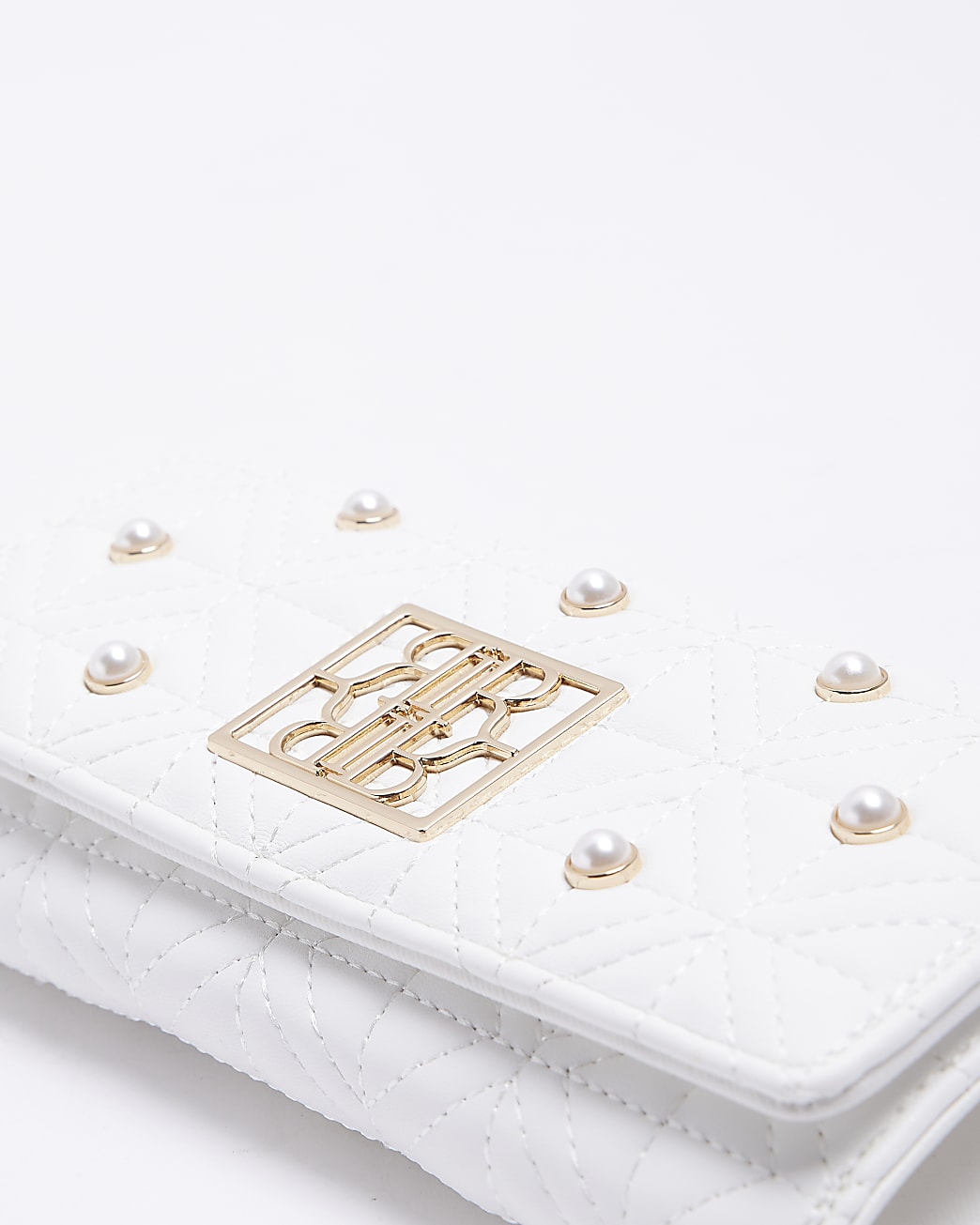 White pearl embellished purse