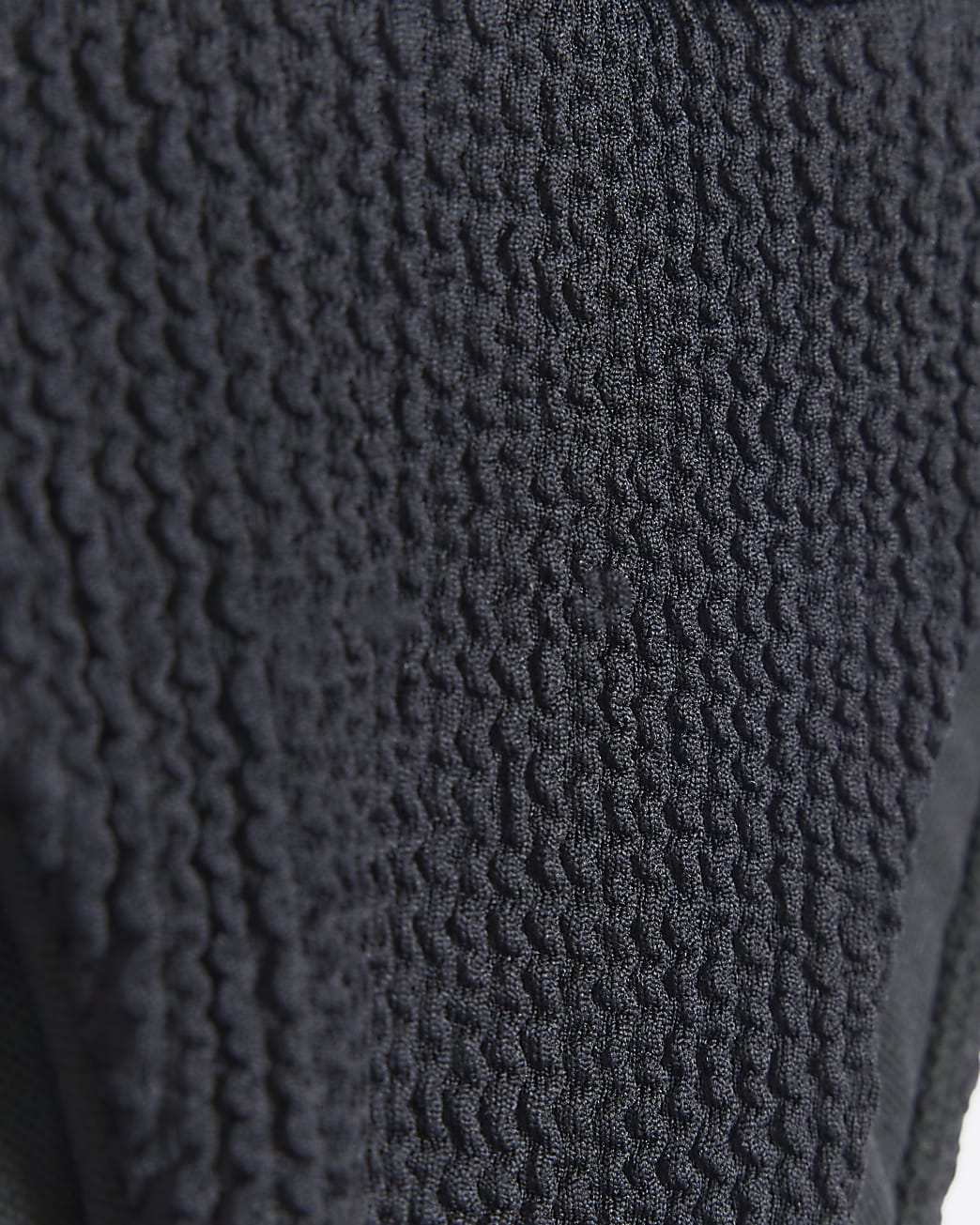 Black textured v front bikini bottoms