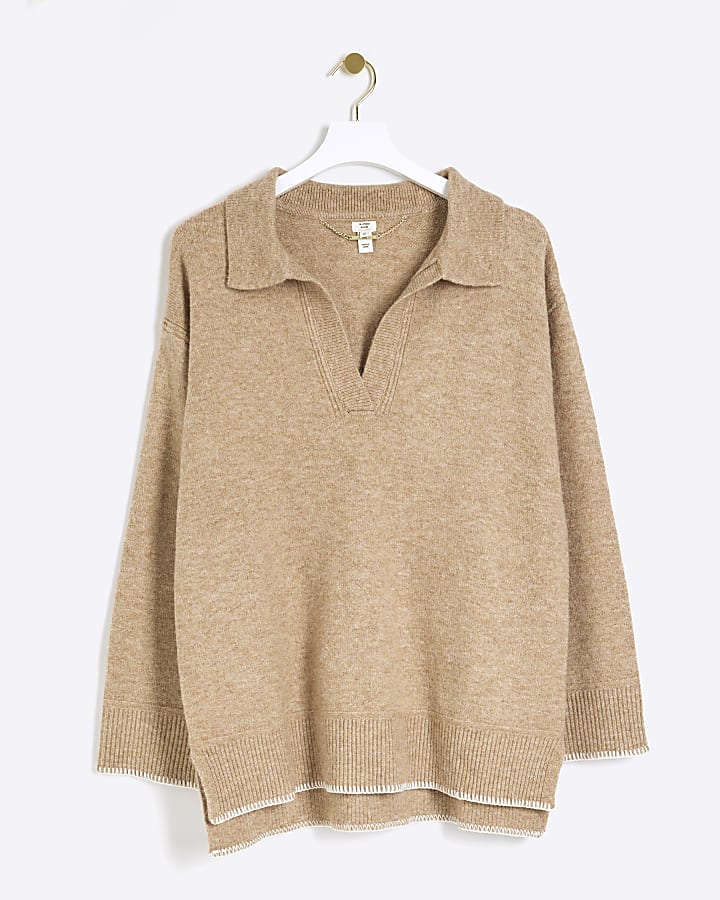 Beige collared cosy jumper