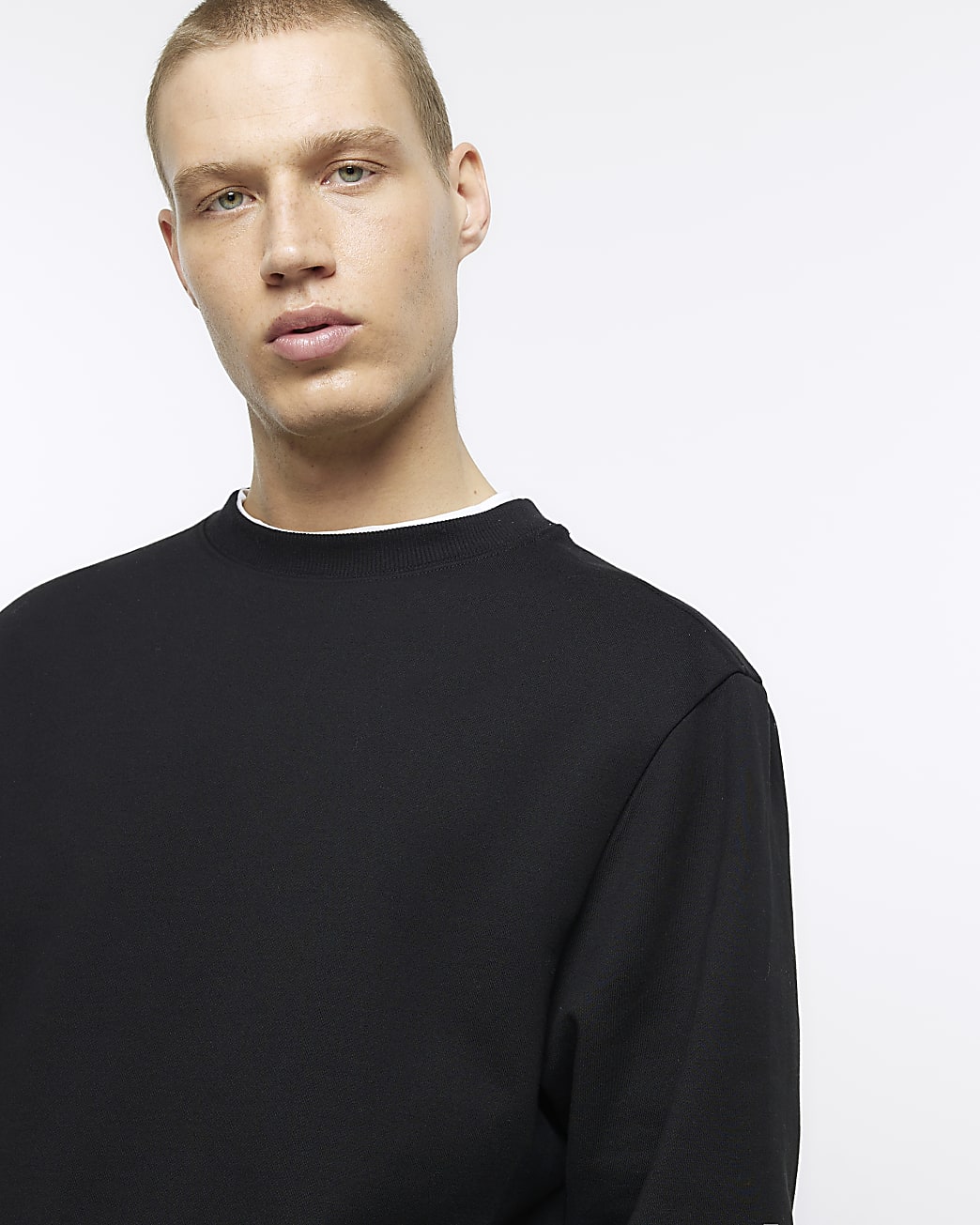 Black regular fit long sleeve sweatshirt