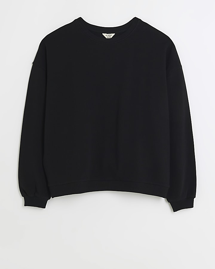 Black crew neck sweatshirt