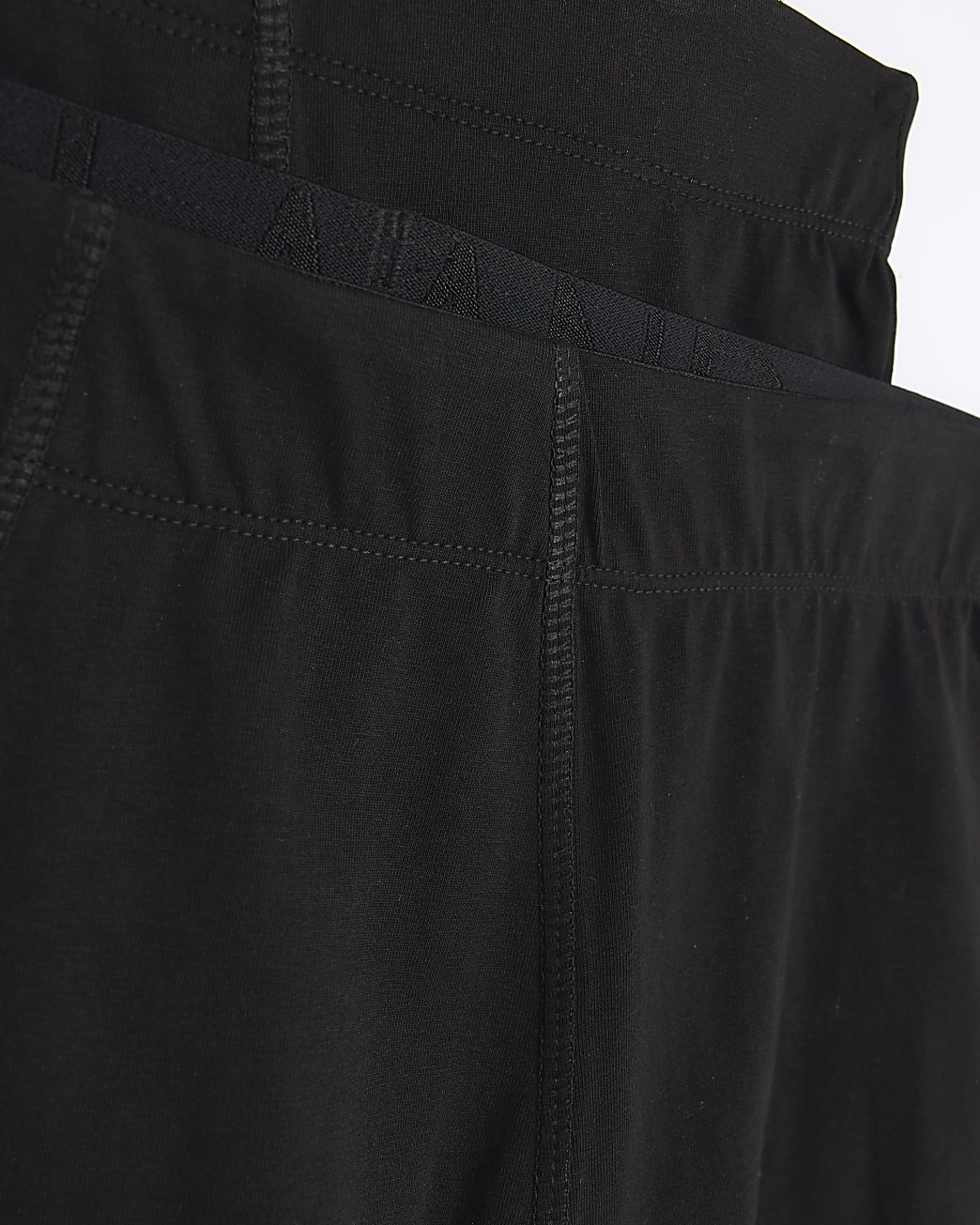 Black multipack of 4 RI trunks