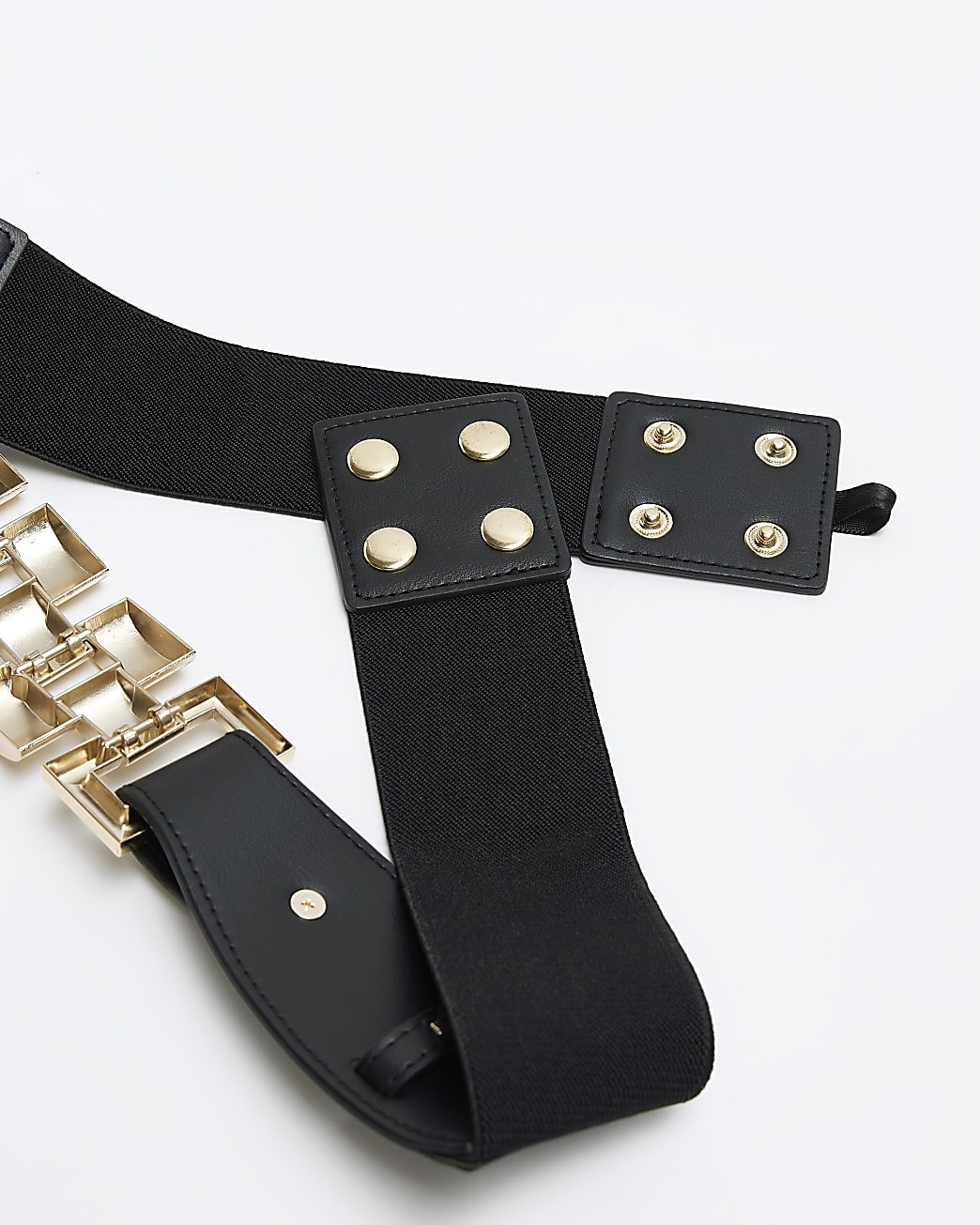 Black chain link belt