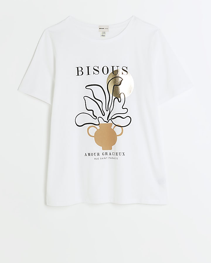 White graphic t-shirt