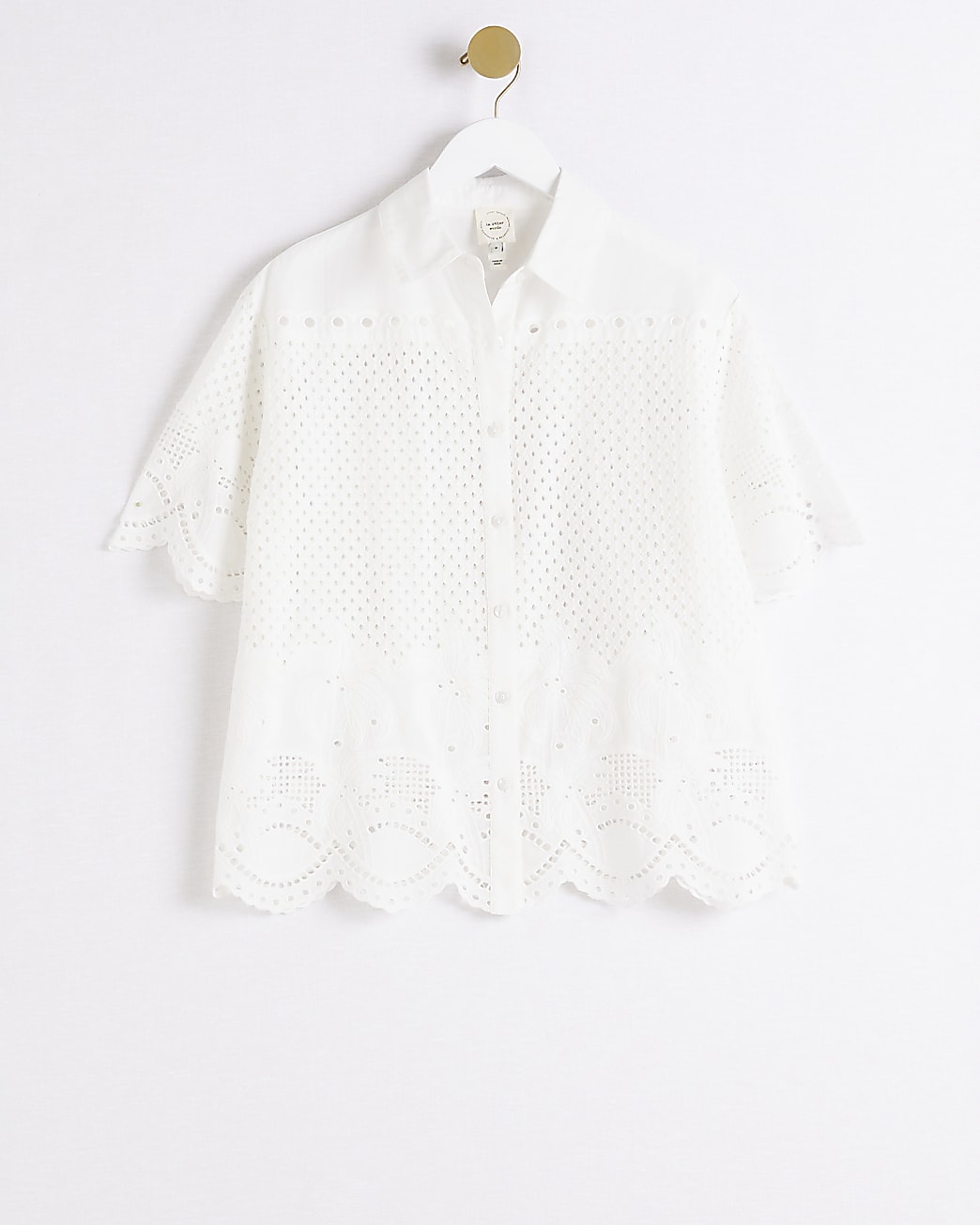 White lace short sleeve shirt