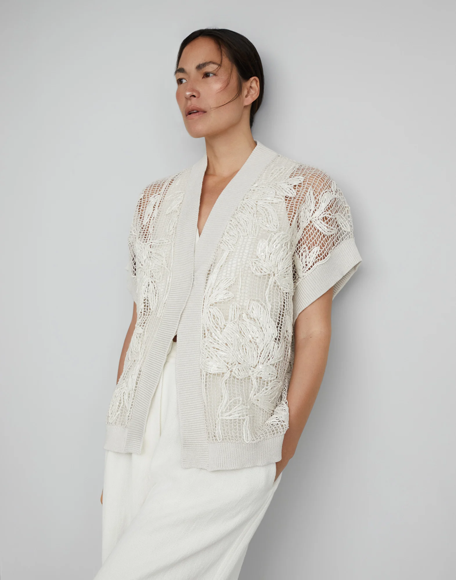 Cotton net embroidery cardigan with dazzling magnolias