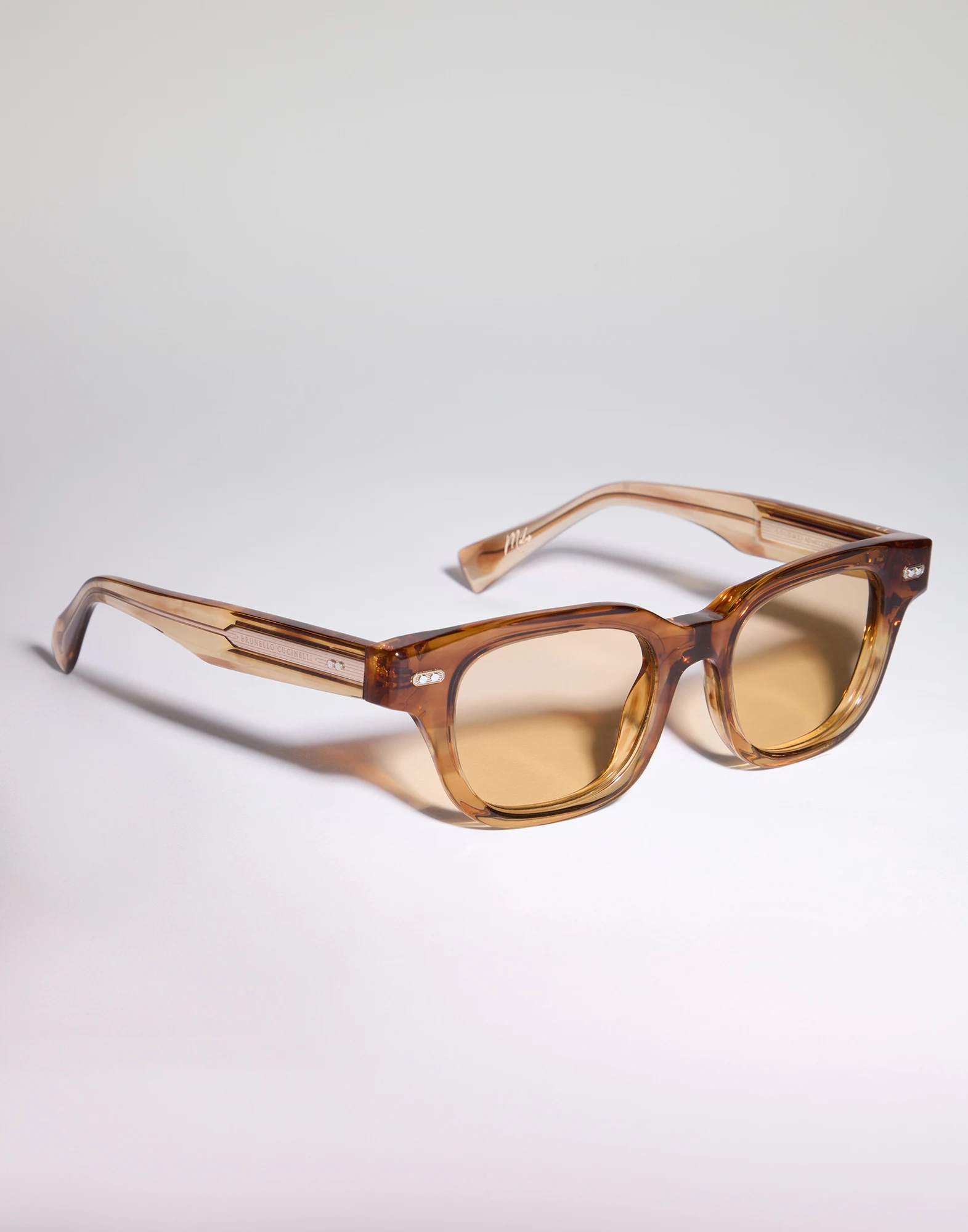 Miles 18k gold-plated frame