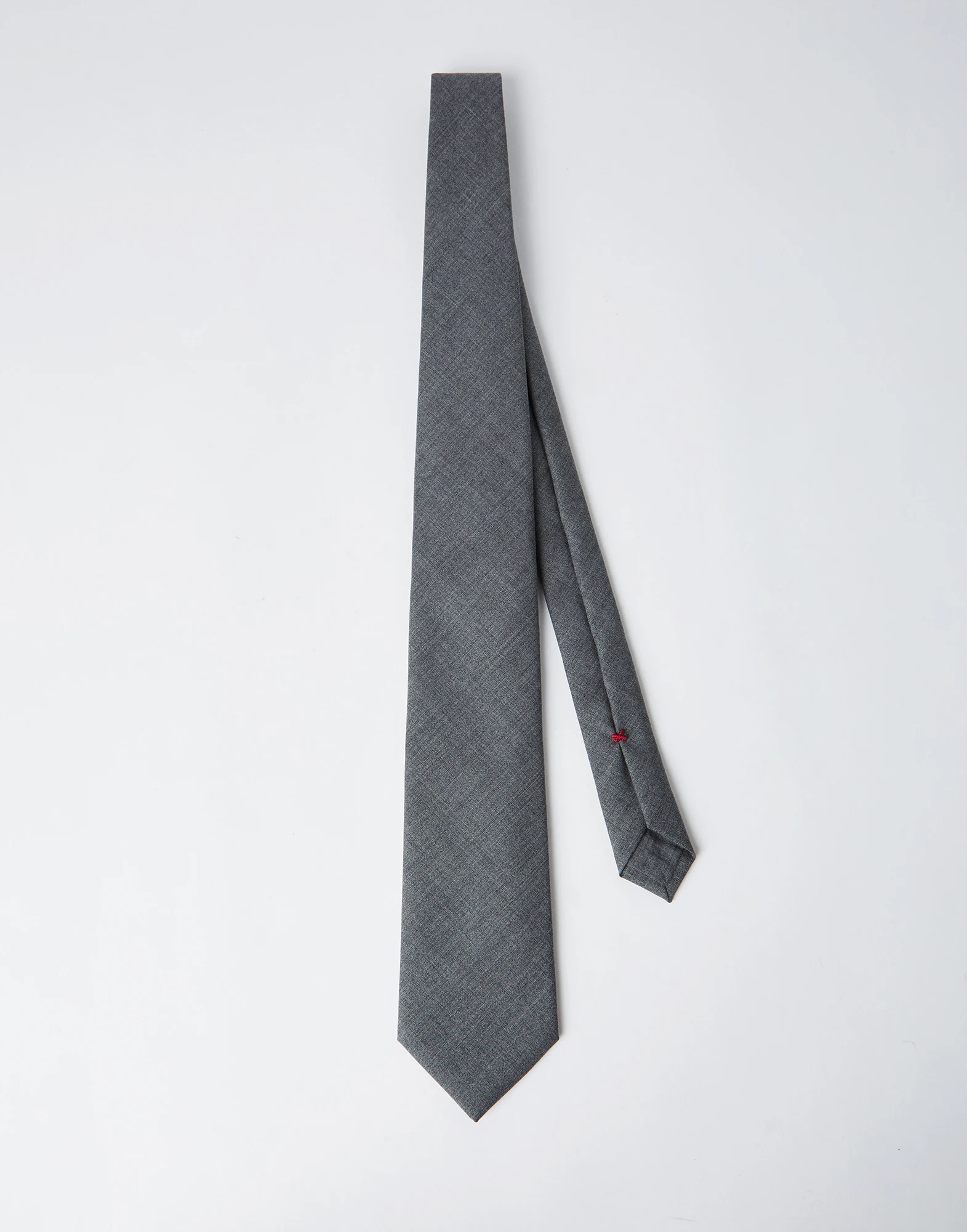 Virgin wool tie