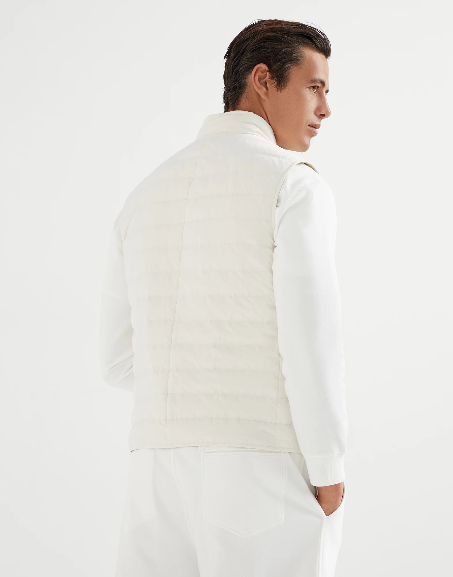 Lightweight down vest