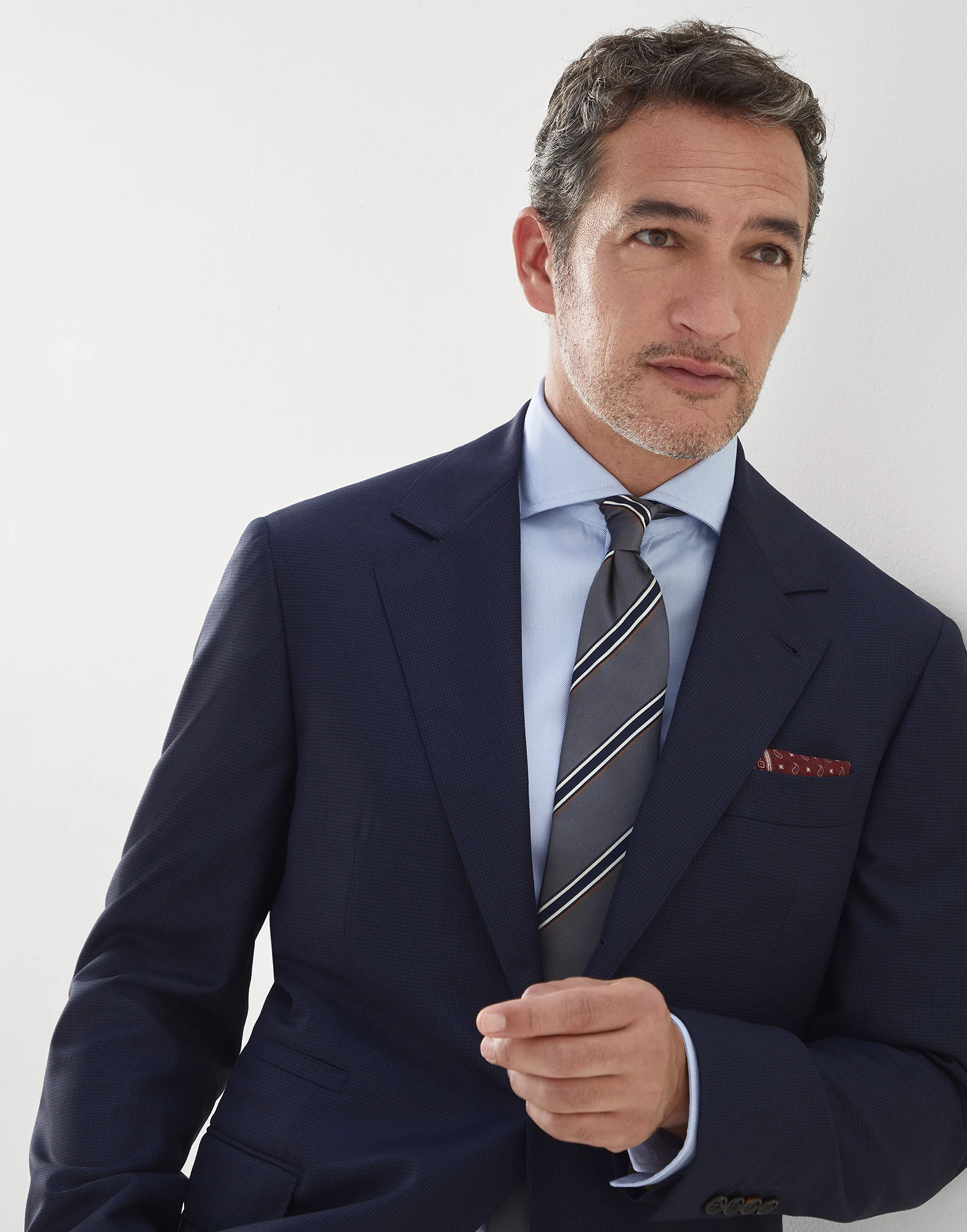 Virgin wool houndstooth jacket