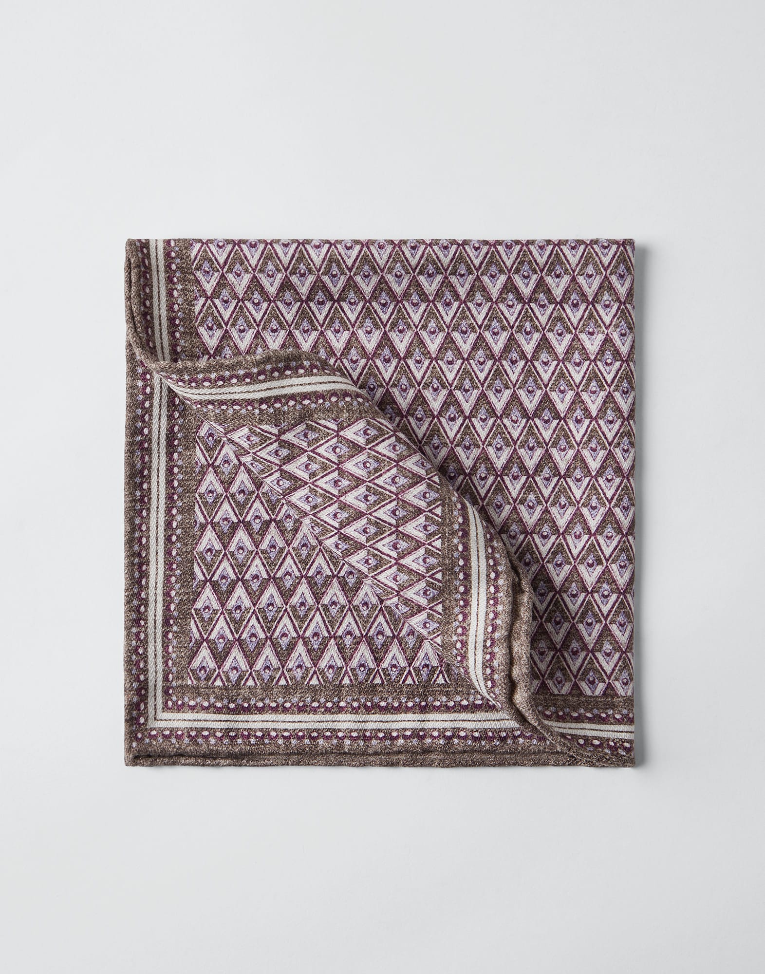 Silk pocket square with geometric design