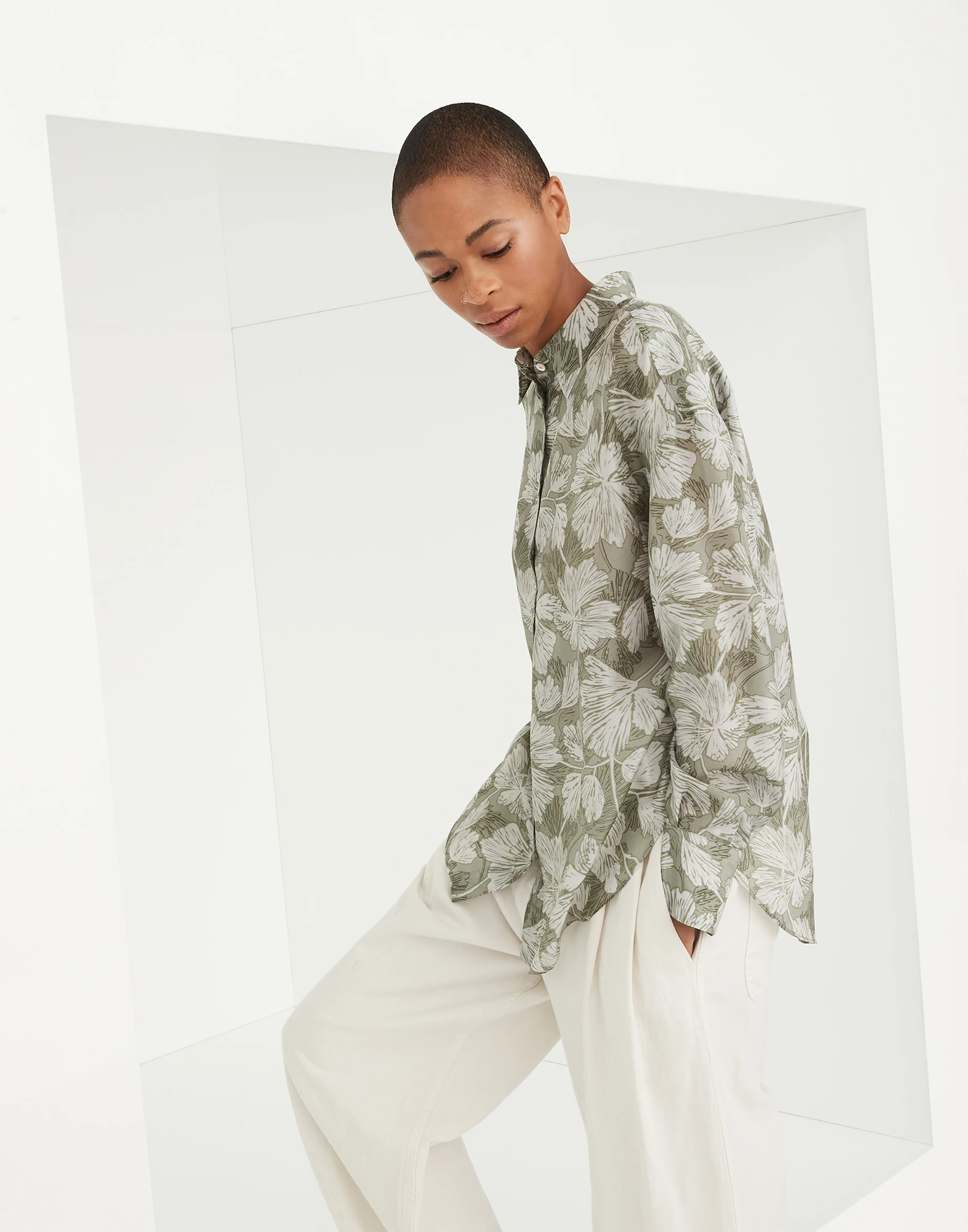 Silk ginkgo print pongee shirt with monili