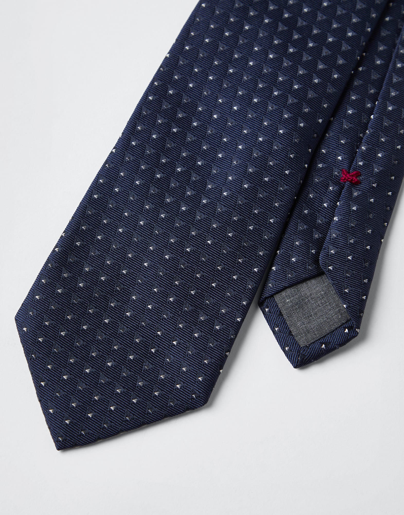Silk tie with polka dot jacquard