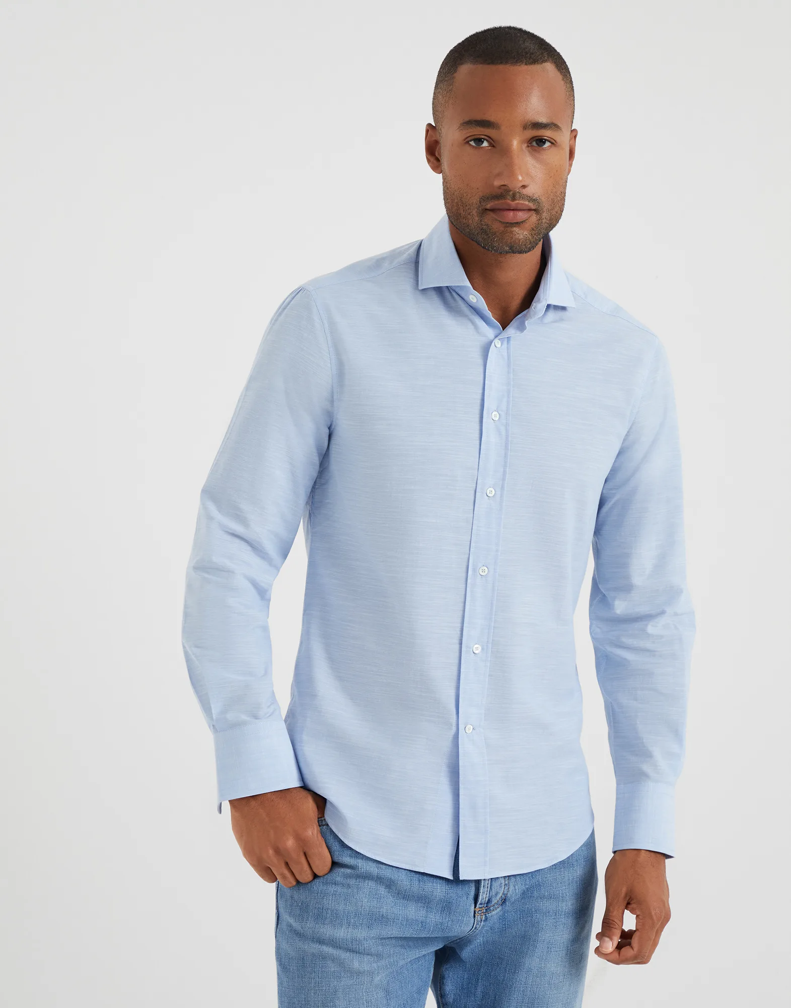 Lightweight Oxford slim fit shirt with spread collar