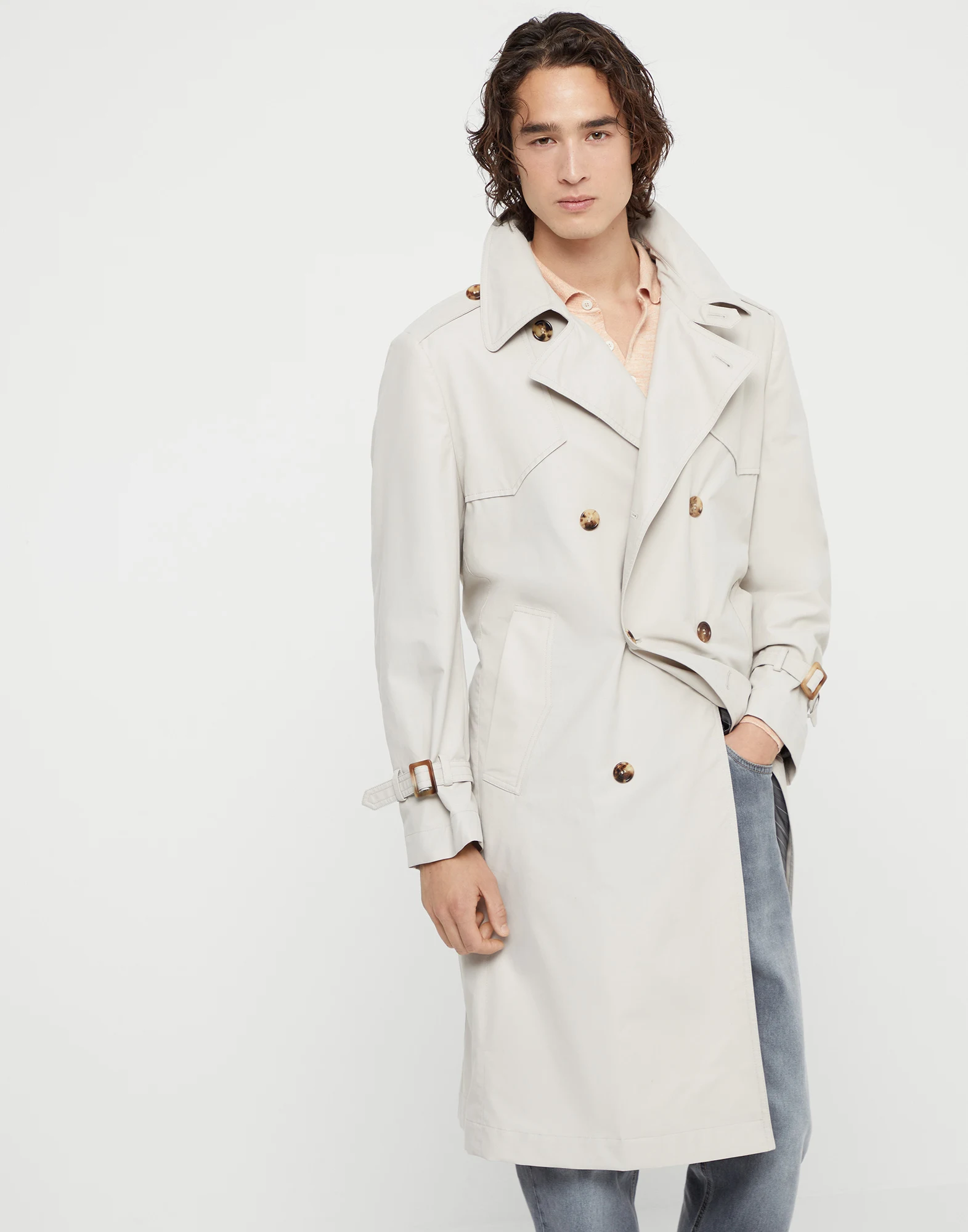 Water-resistant trench coat