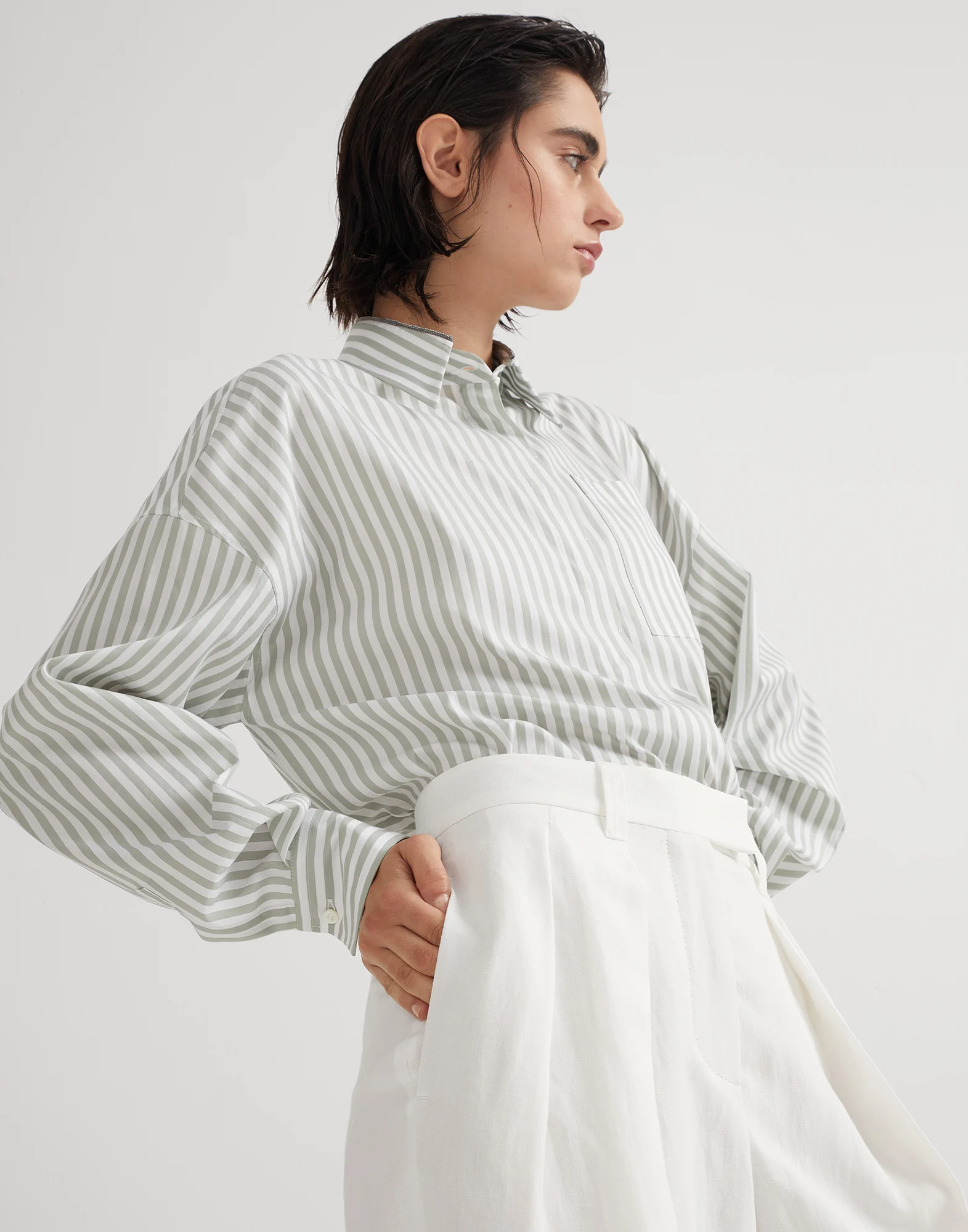 Viscose and linen fluid twill sartorial wide trousers