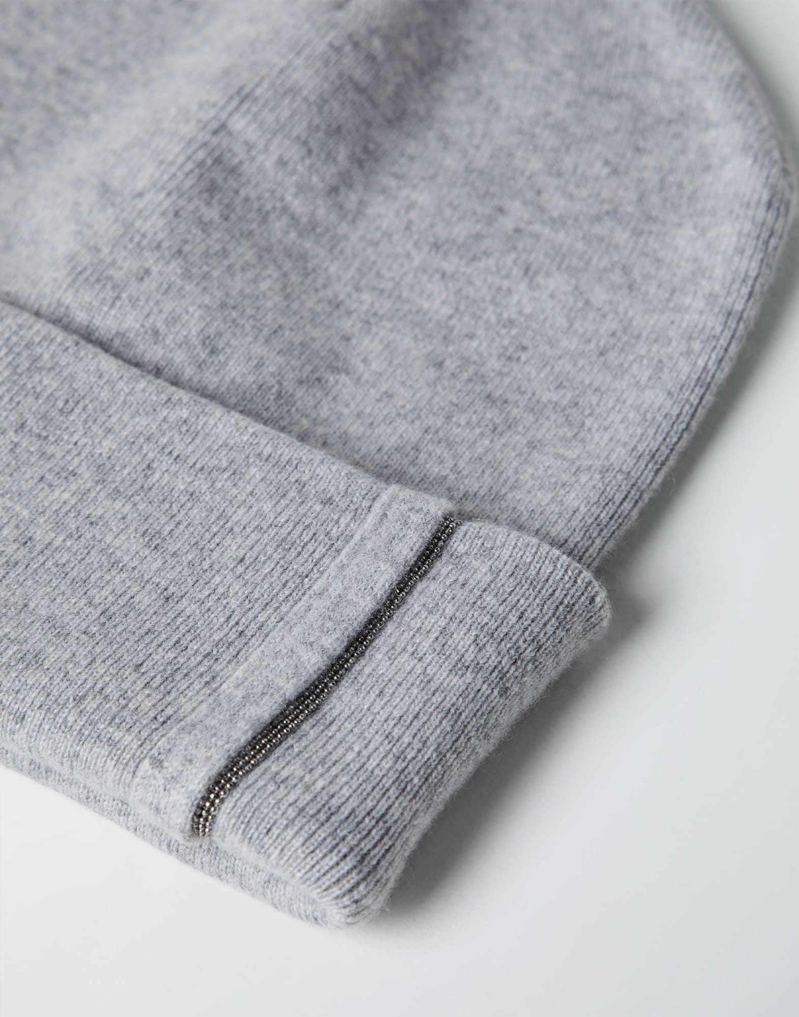 Cashmere rib knit beanie with monili