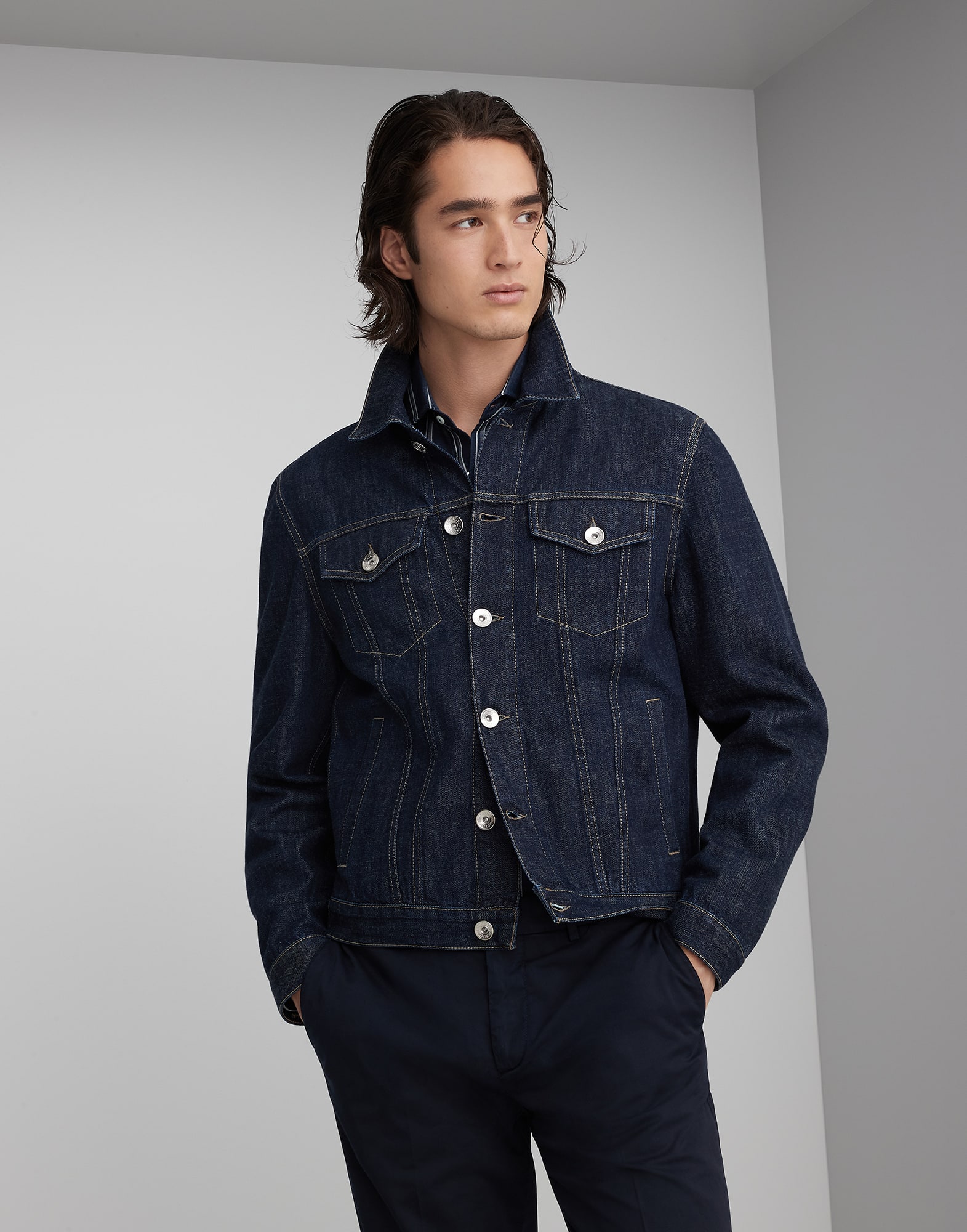 Lightweight denim four-pocket jacket
