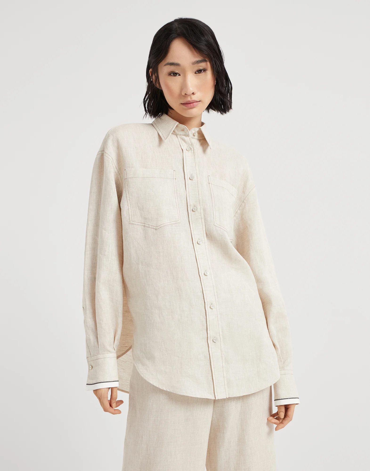 Linen shirt with monili