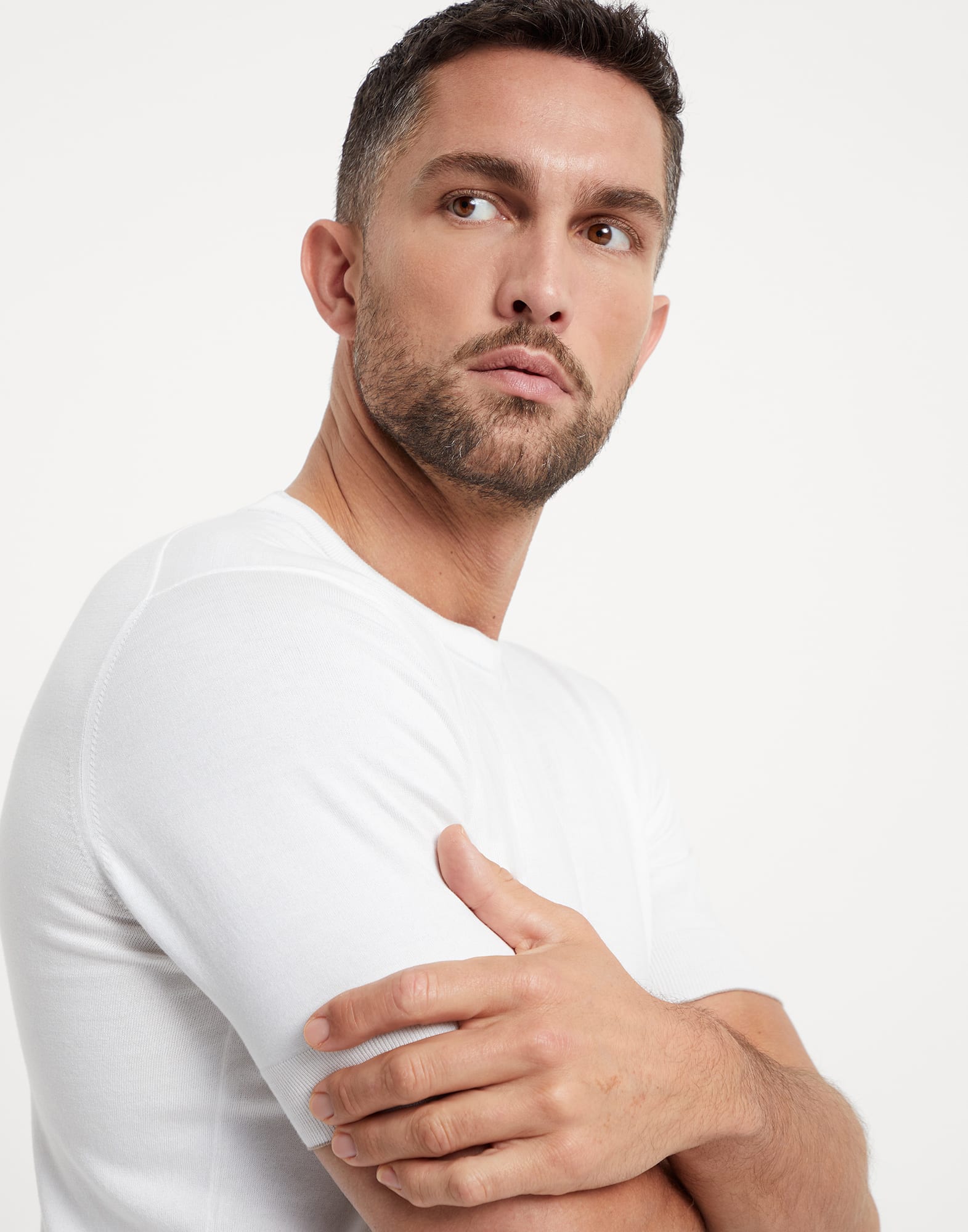 Cotton lightweight knit T-shirt with contrast details
