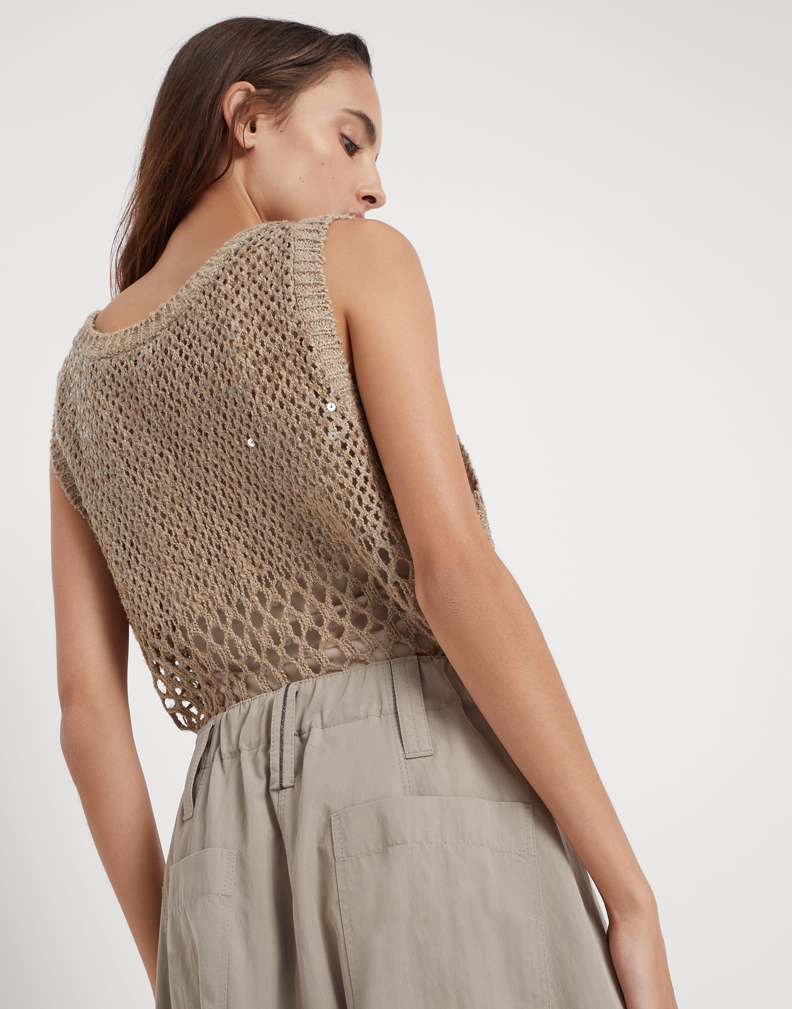 Wrinkled techno cotton gabardine curved utility skirt with monili