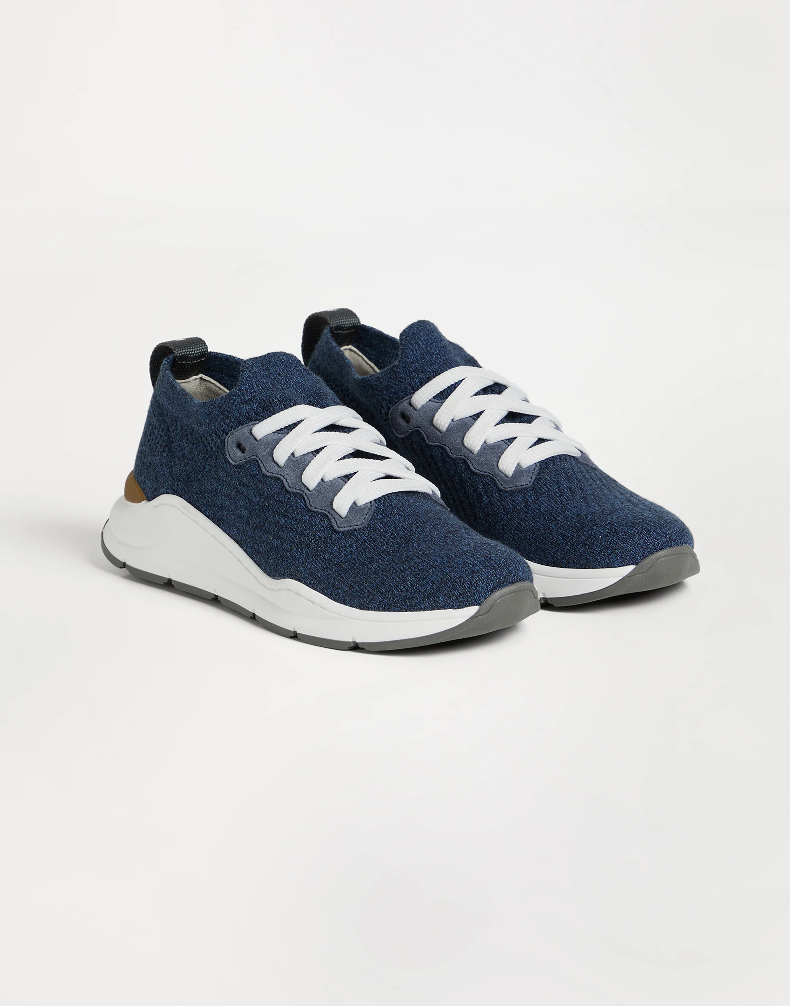 Knit runners