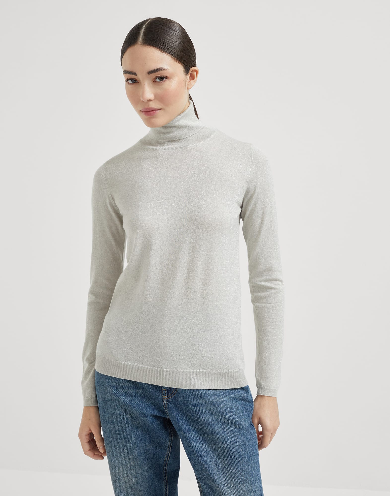 Lightweight sweater