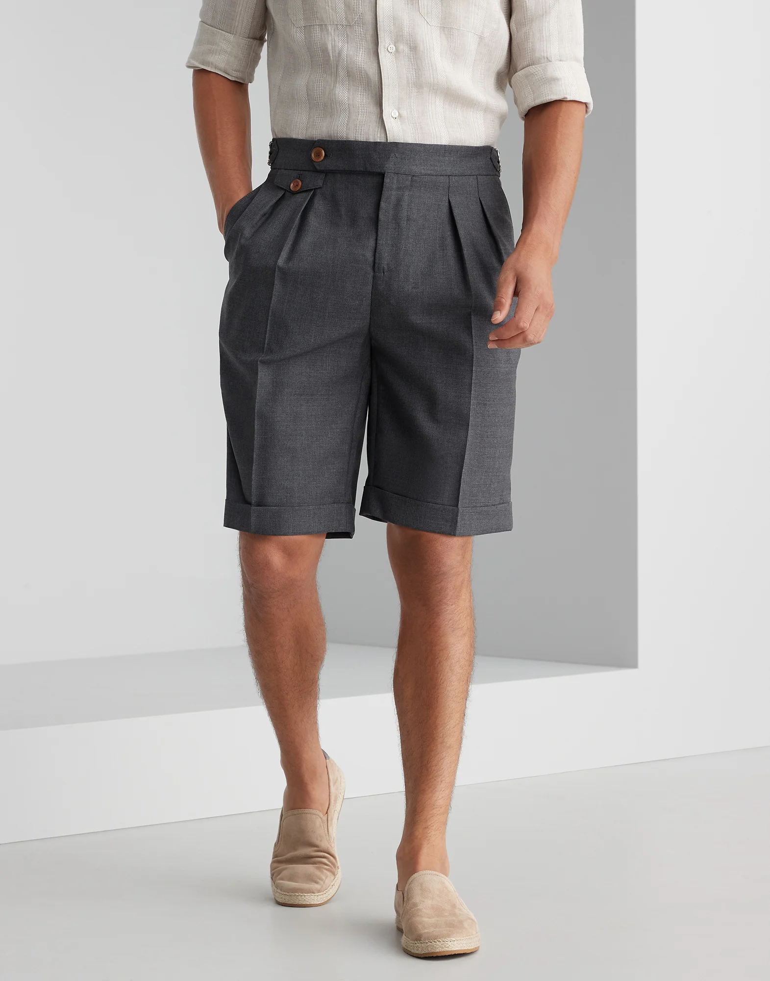 Virgin wool fresco Bermuda shorts with double pleats and waist tabs