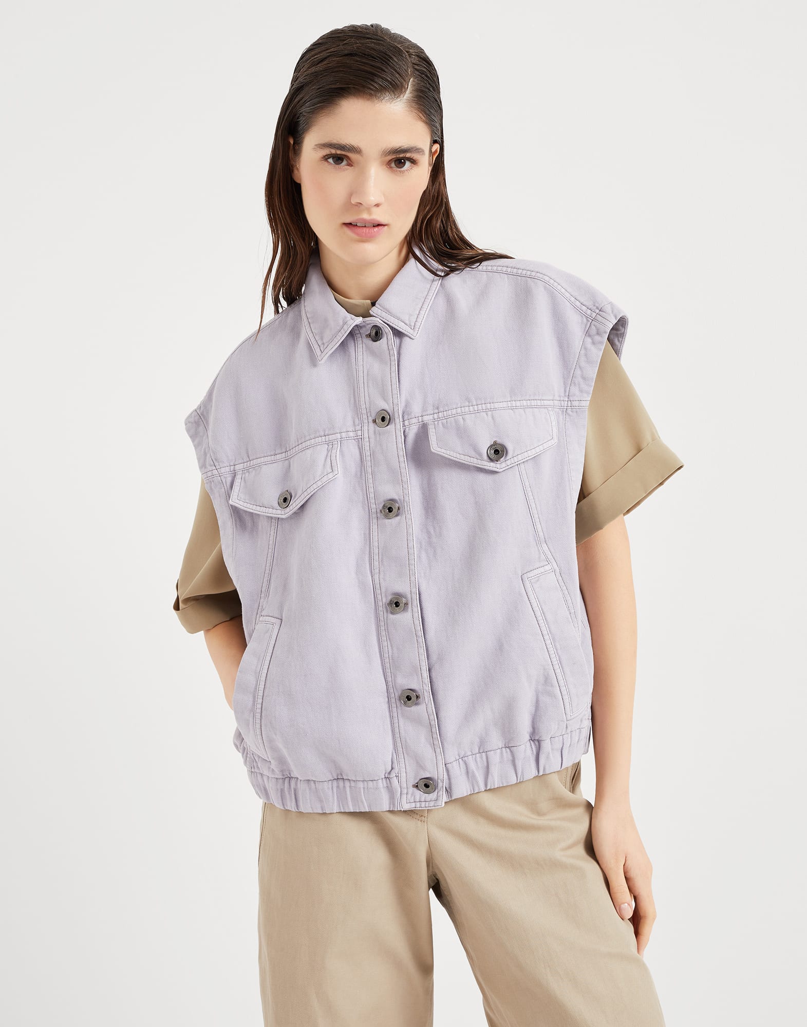 Vest with monili