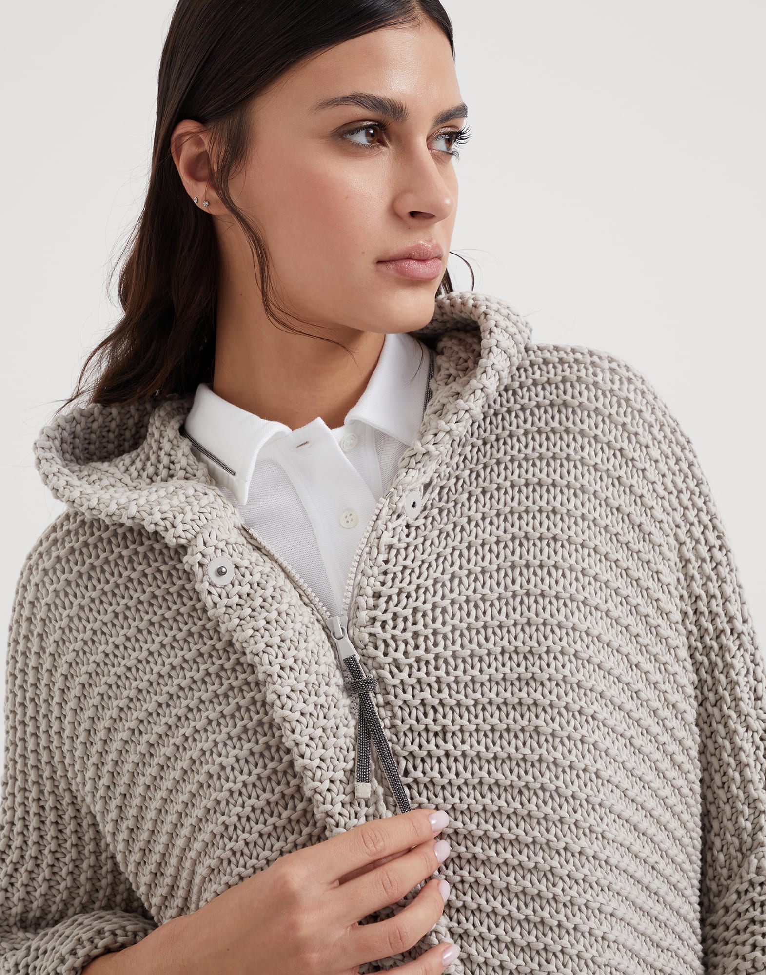 Cotton soft feather yarn link stitch poncho-style cardigan with monili
