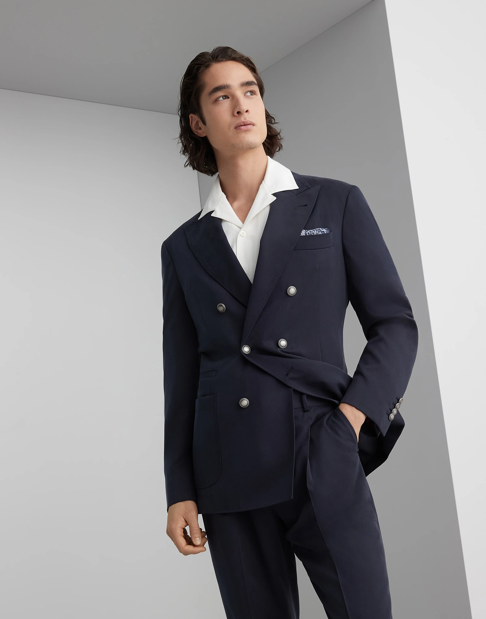 Delave silk twill one-and-a-half breasted blazer with patch pockets and metal buttons