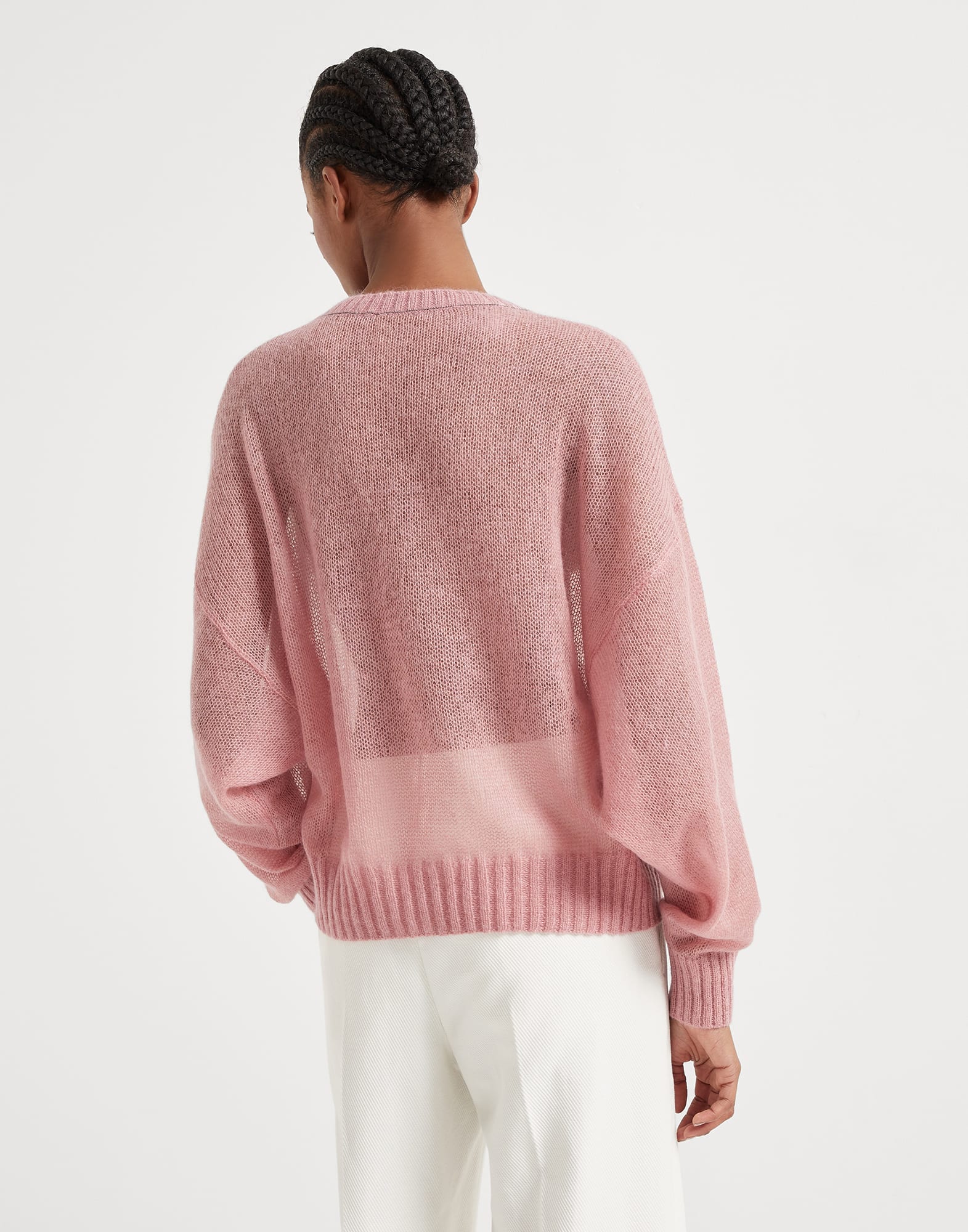 Sweater with monili