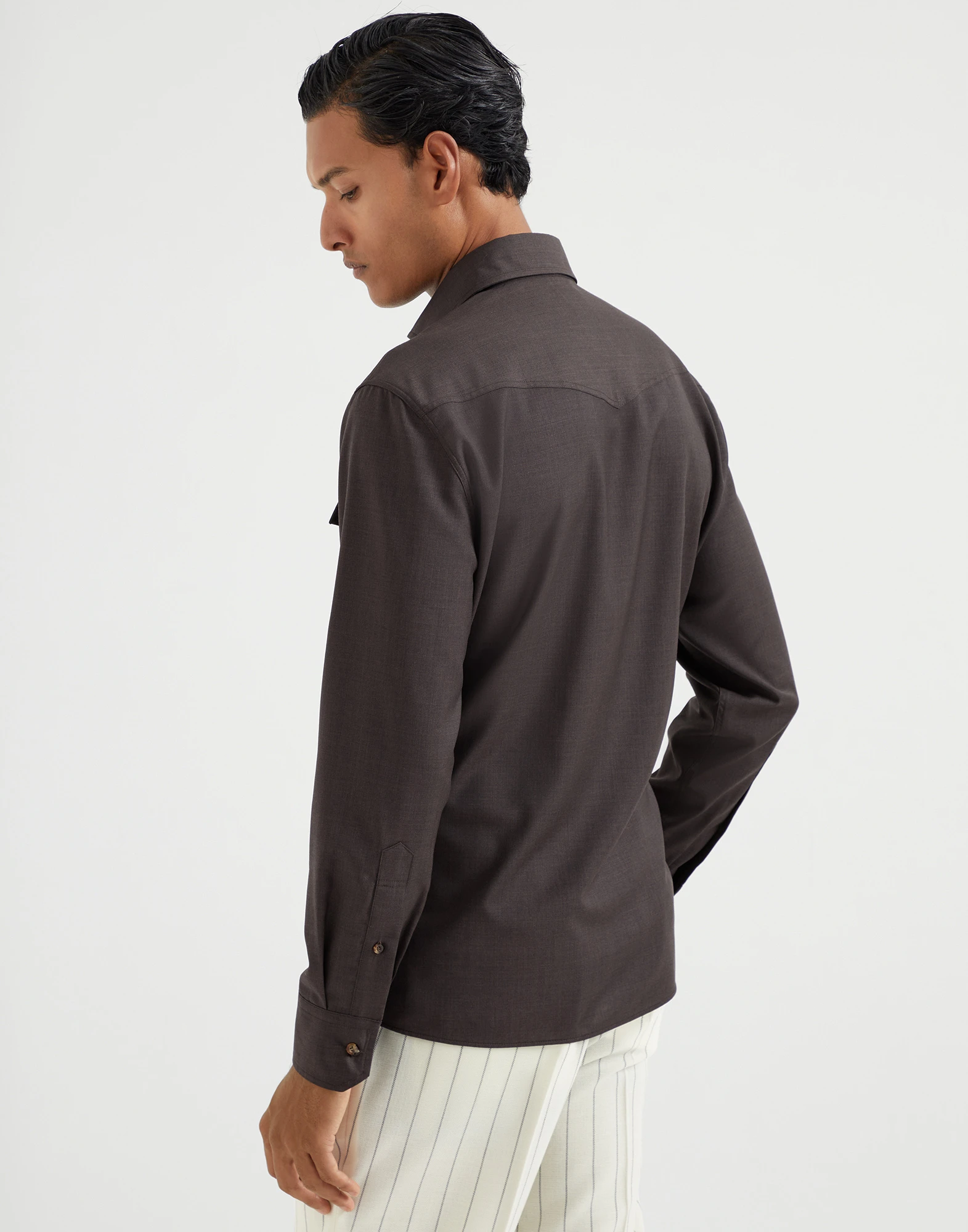 Shirt with snaps