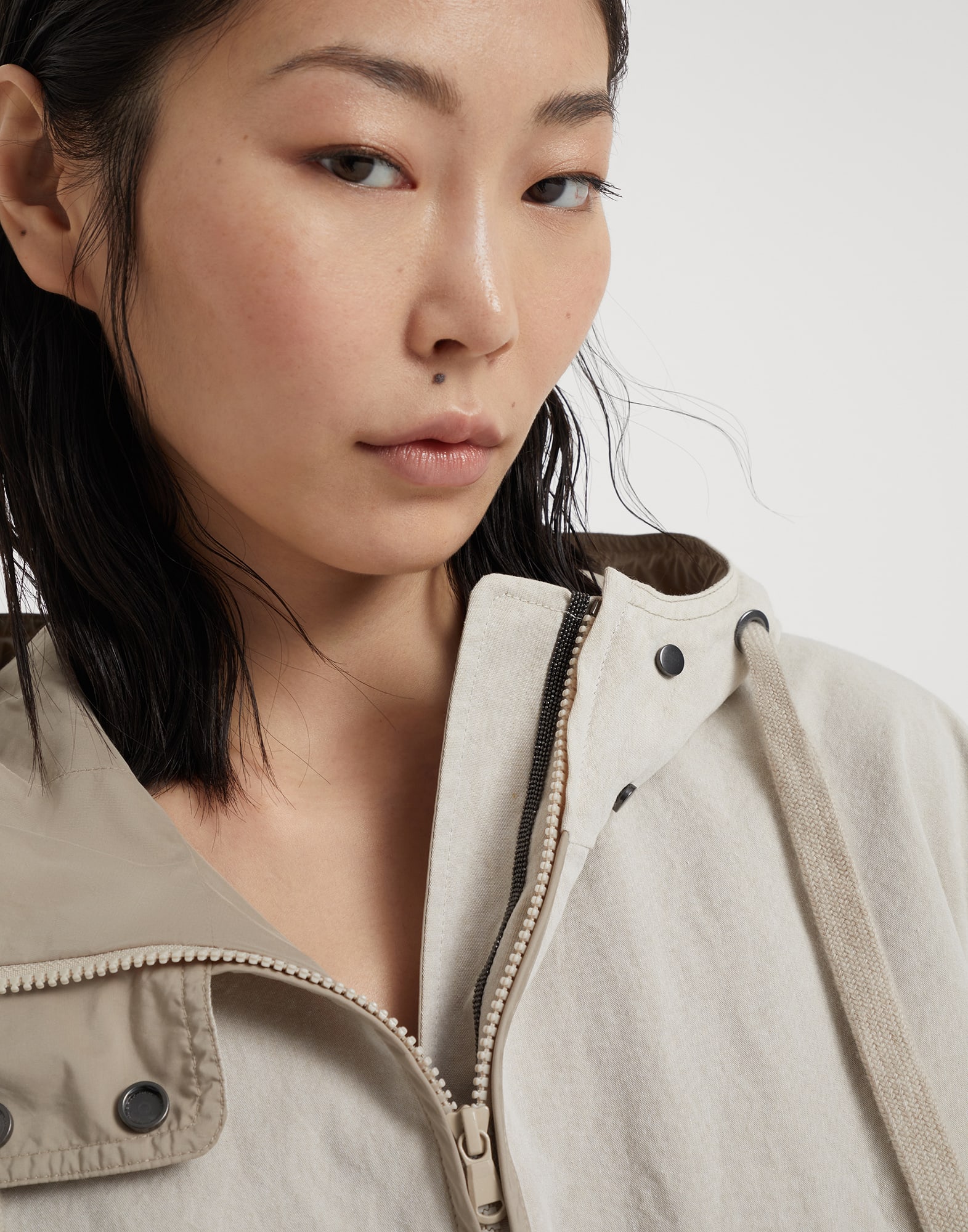Techno cotton canvas hooded outerwear jacket with monili