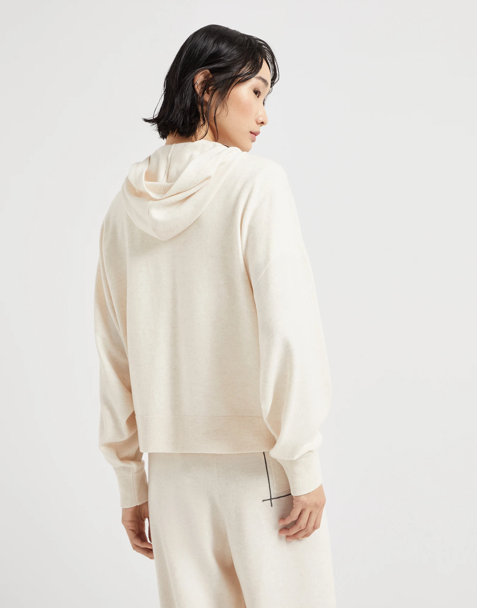 Cardigan with monili