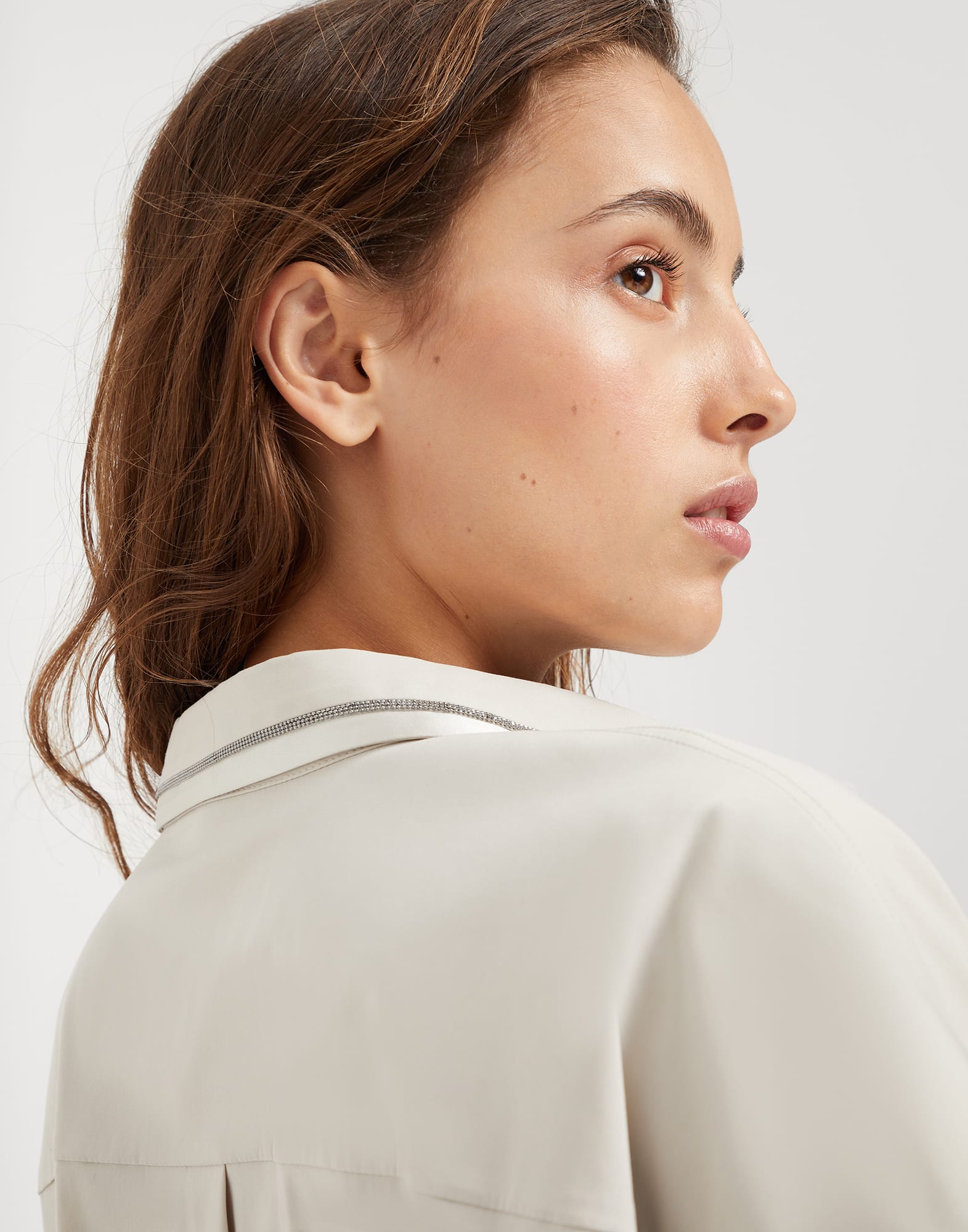 Stretch cotton poplin shirt with shiny collar trim