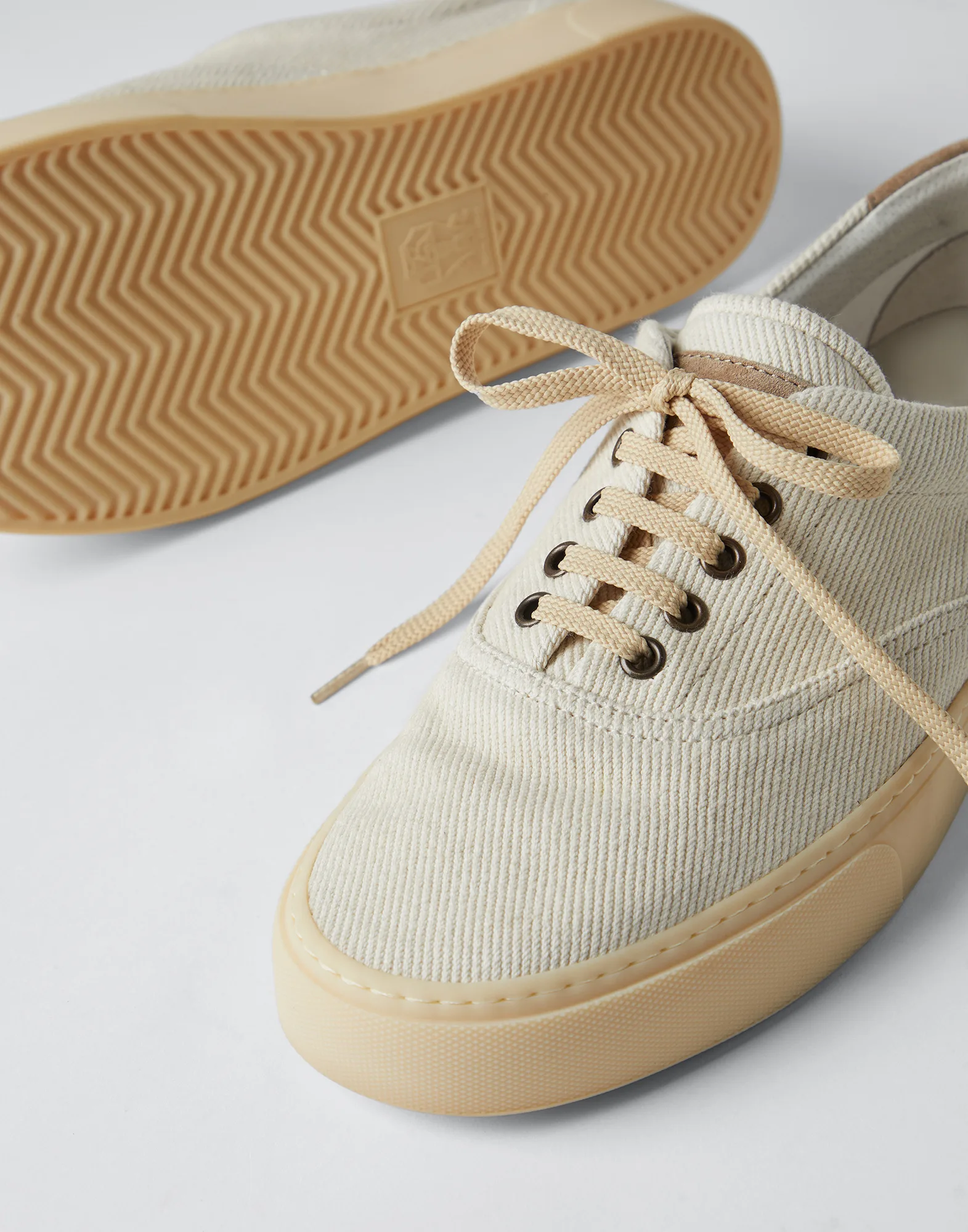 Cavalry sneakers