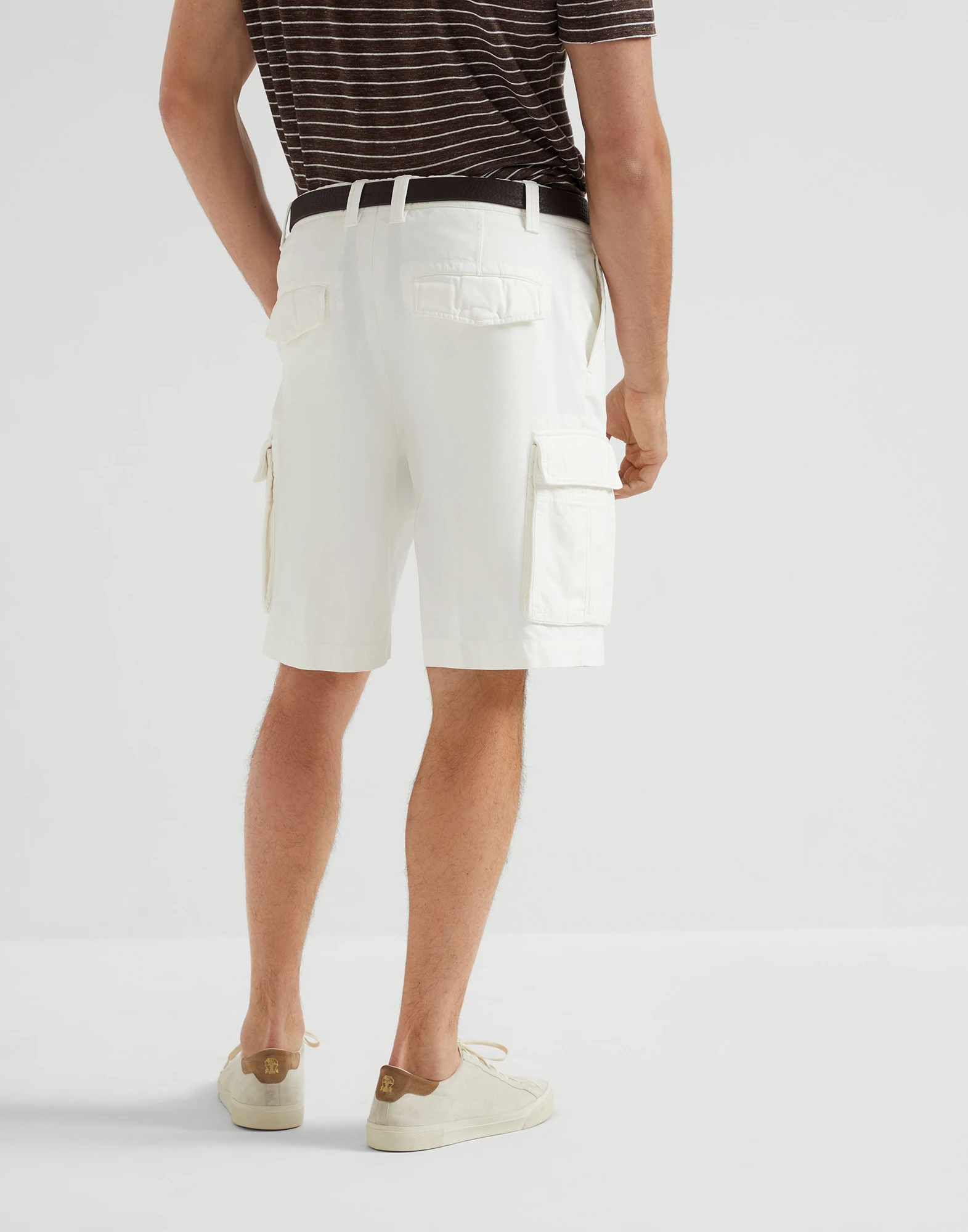 Bermuda shorts with cargo pockets